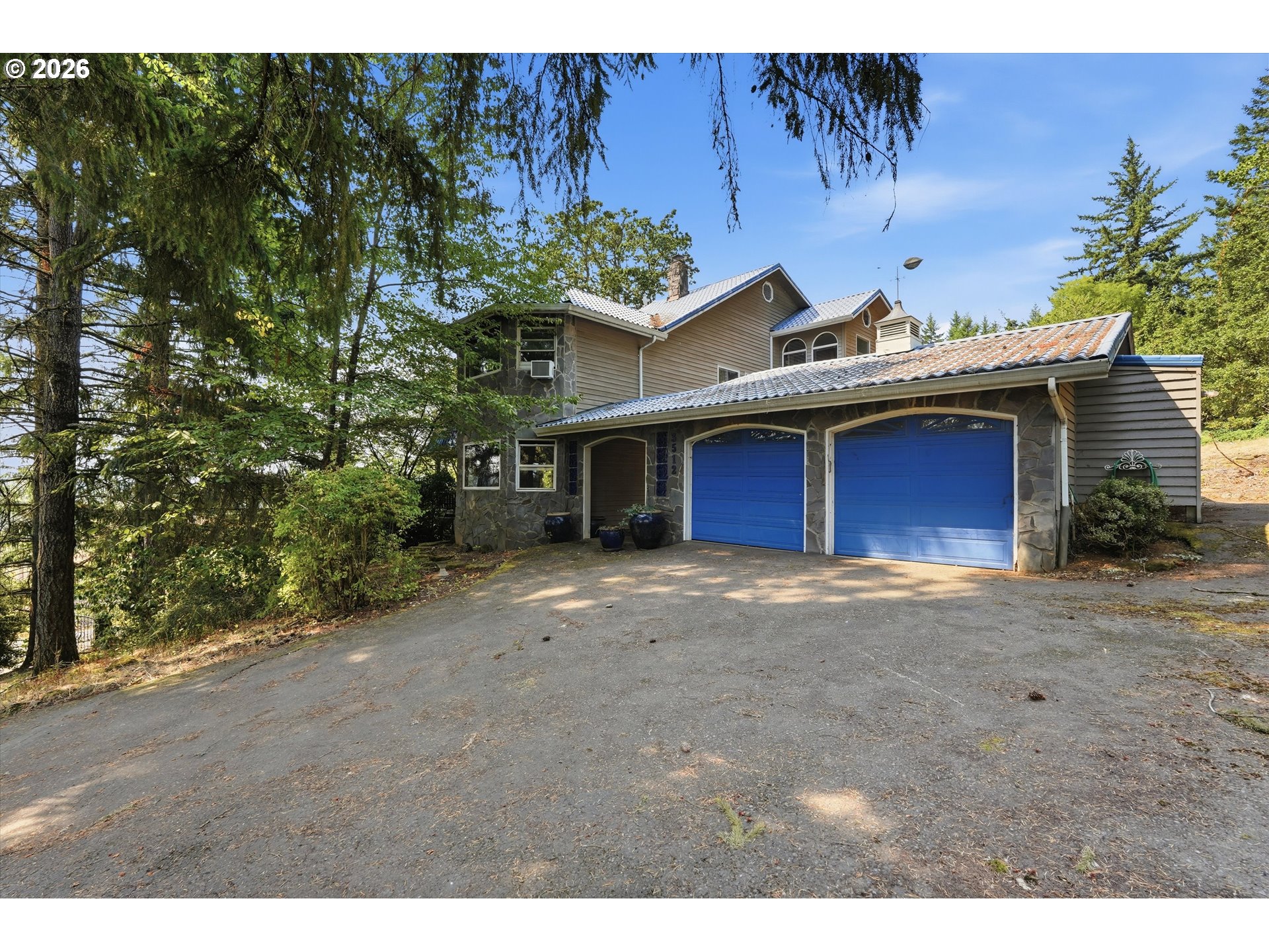 3512 Ne Aspen Way Property Photo 1