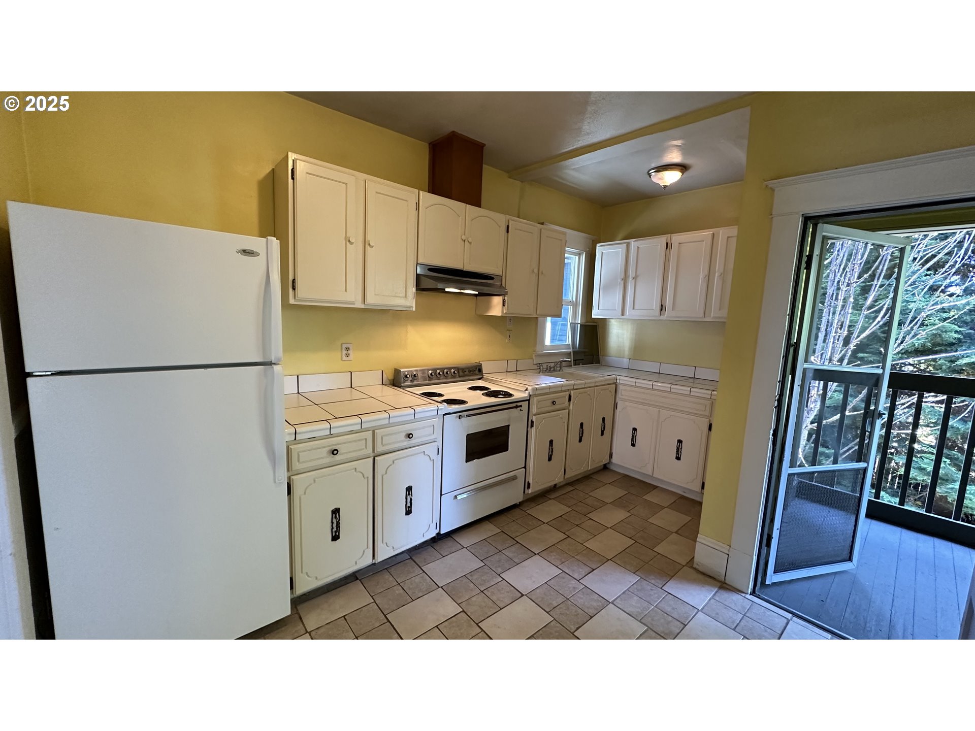 3122 N Williams Ave Property Photo 14