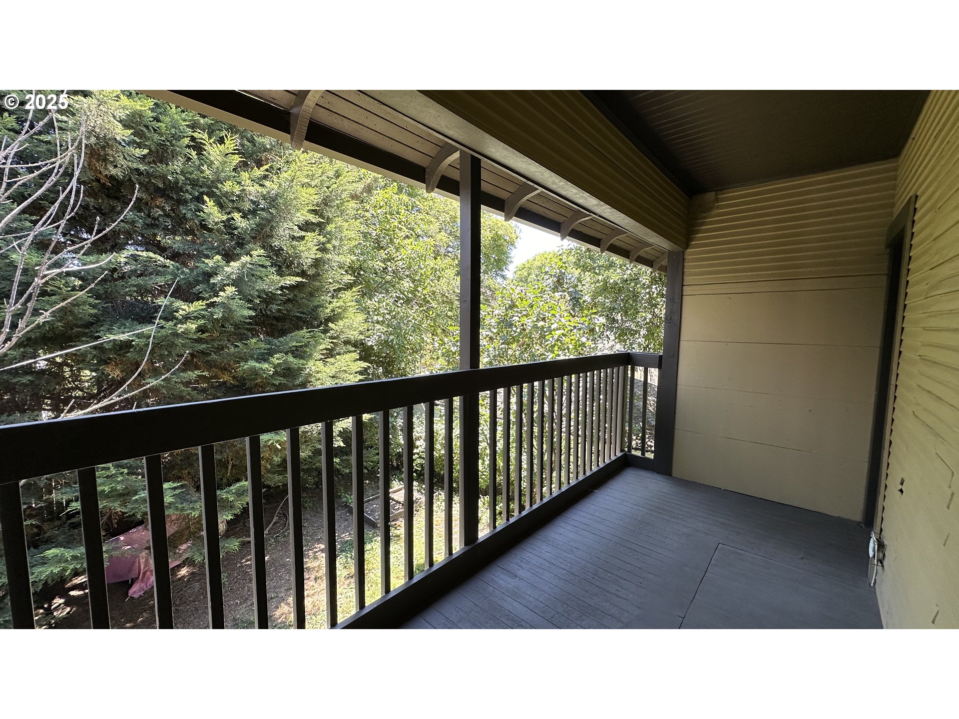 3122 N Williams Ave Property Photo 21