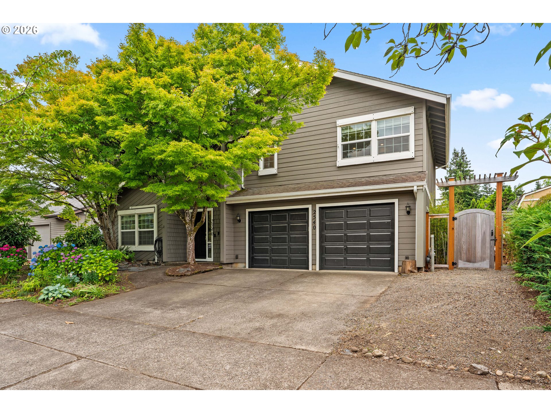 2540 Snelling Dr Property Photo 1
