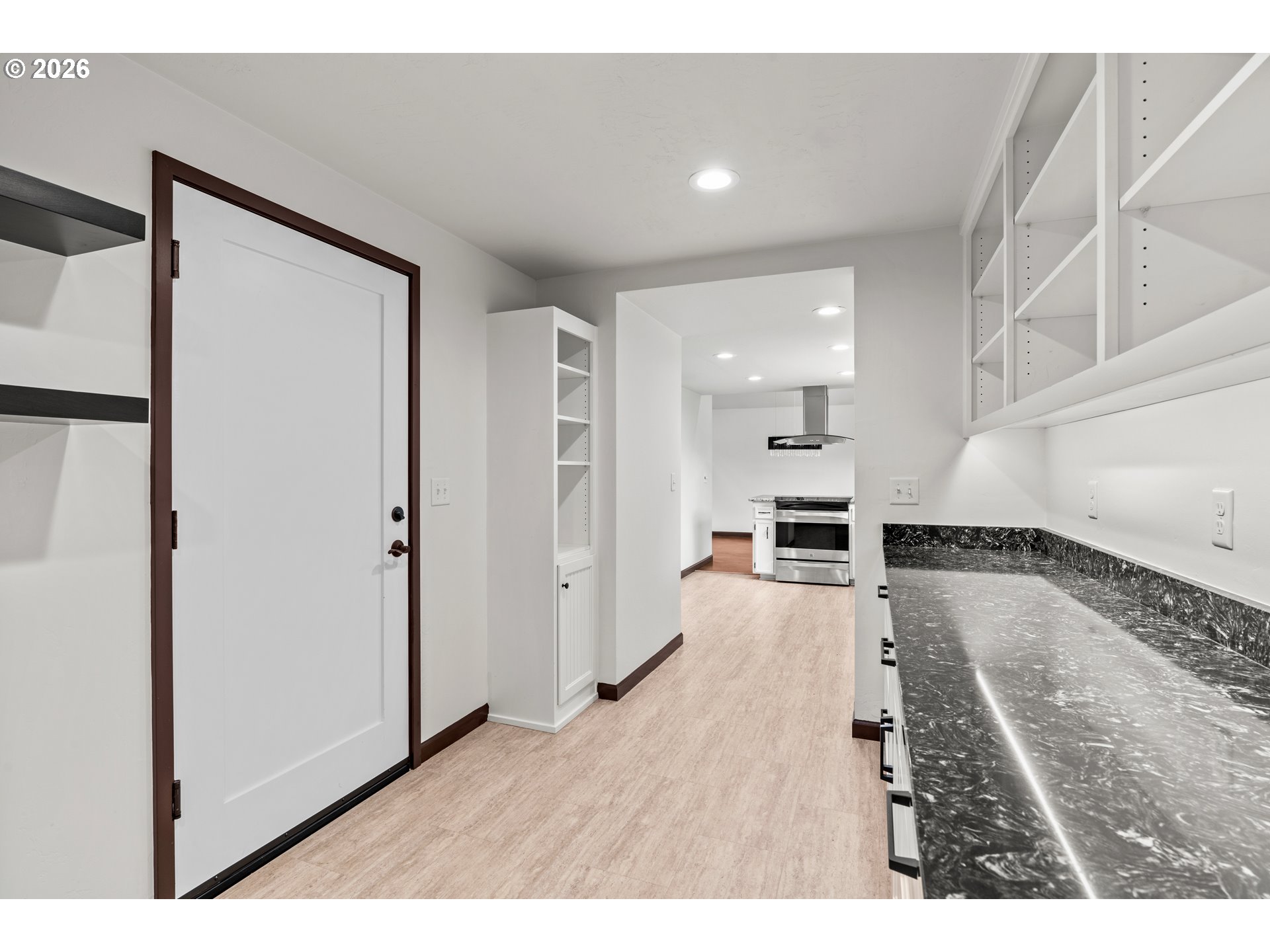 2540 Snelling Dr Property Photo 13
