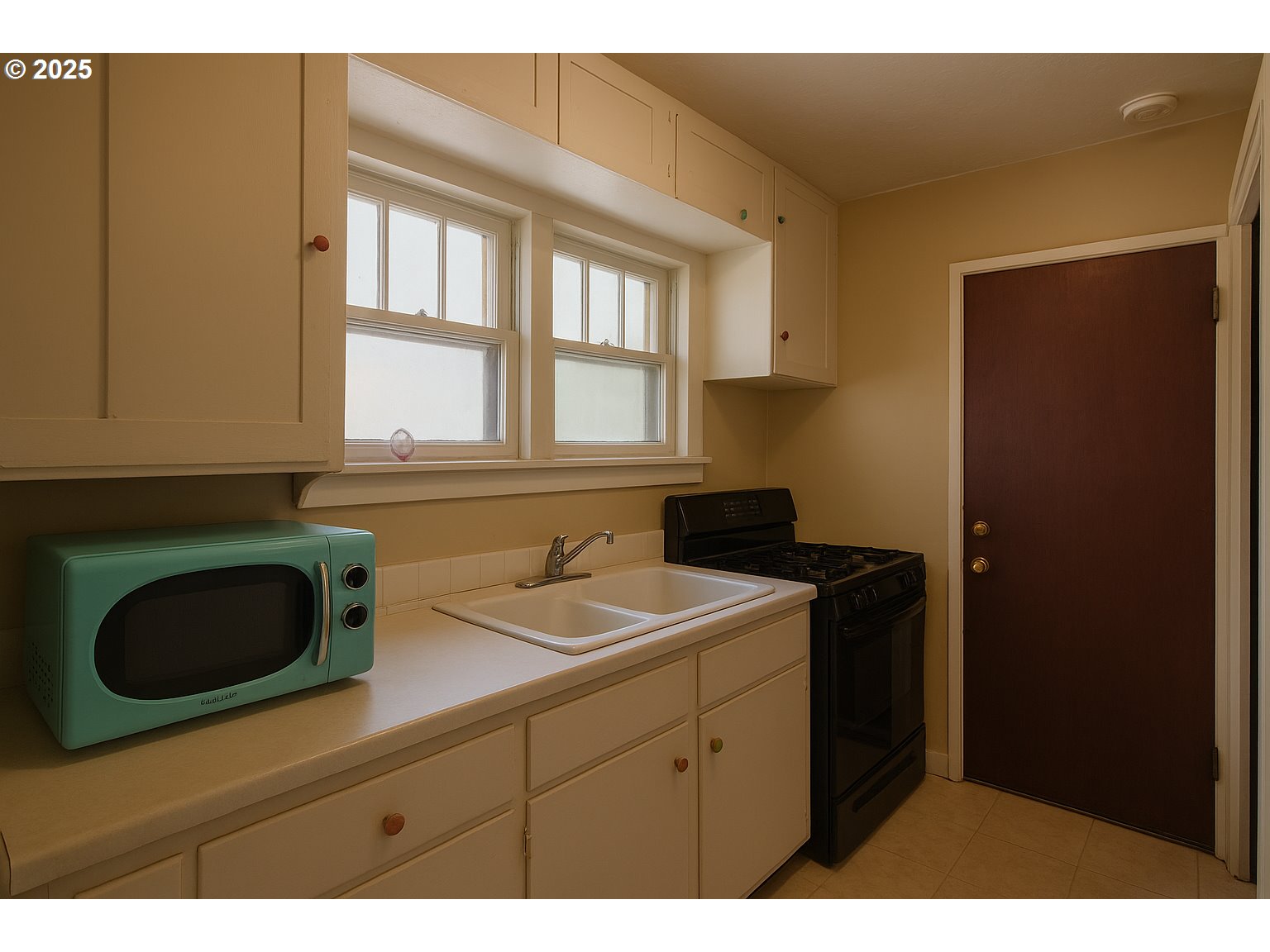 161 Se 5th Ave Property Photo 9