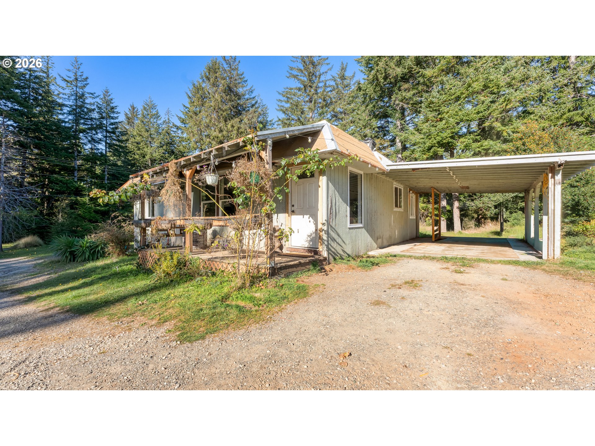 45805 Highway 101 Property Photo 3
