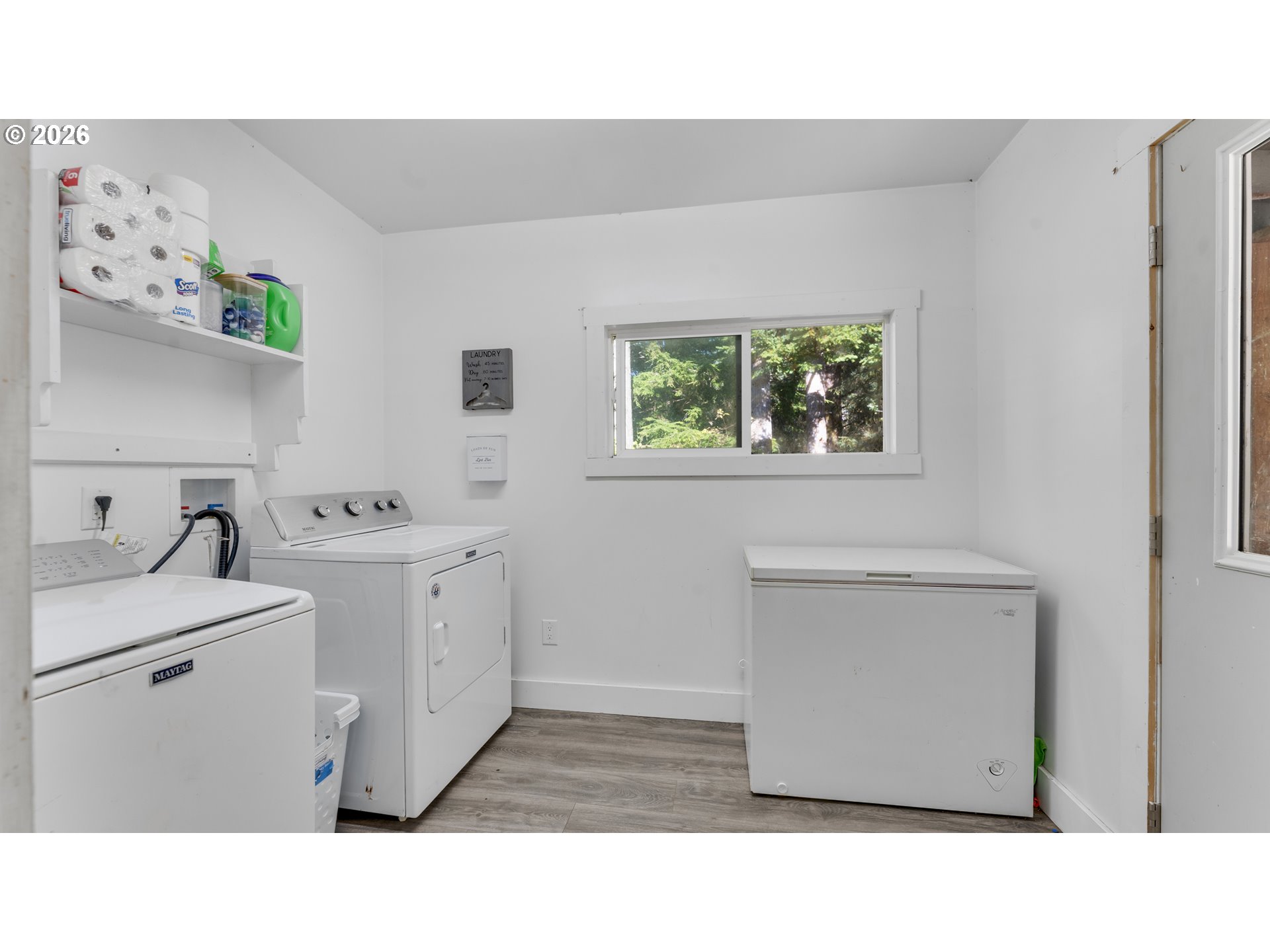 45805 Highway 101 Property Photo 11