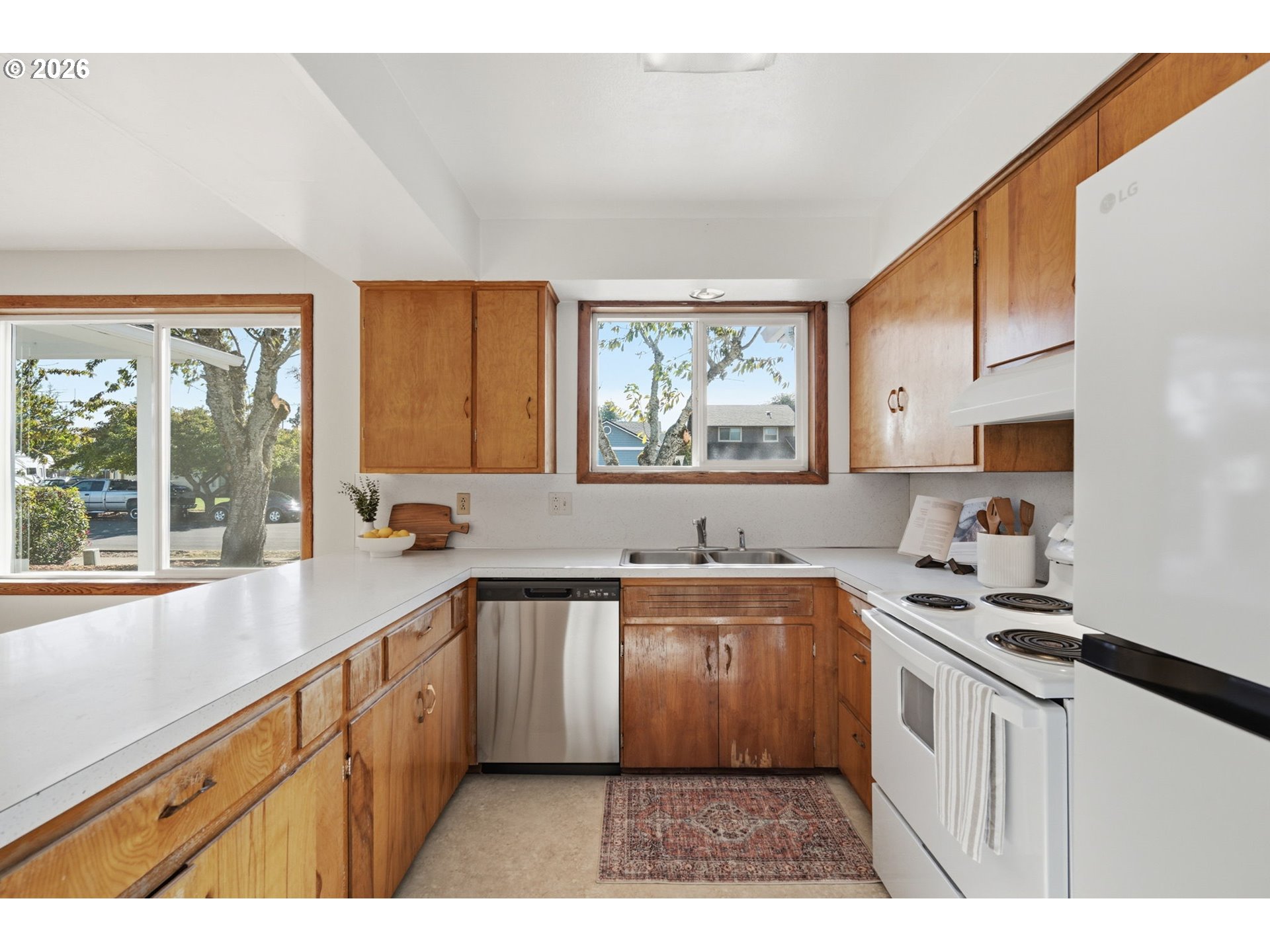 1424 T St Property Photo 13