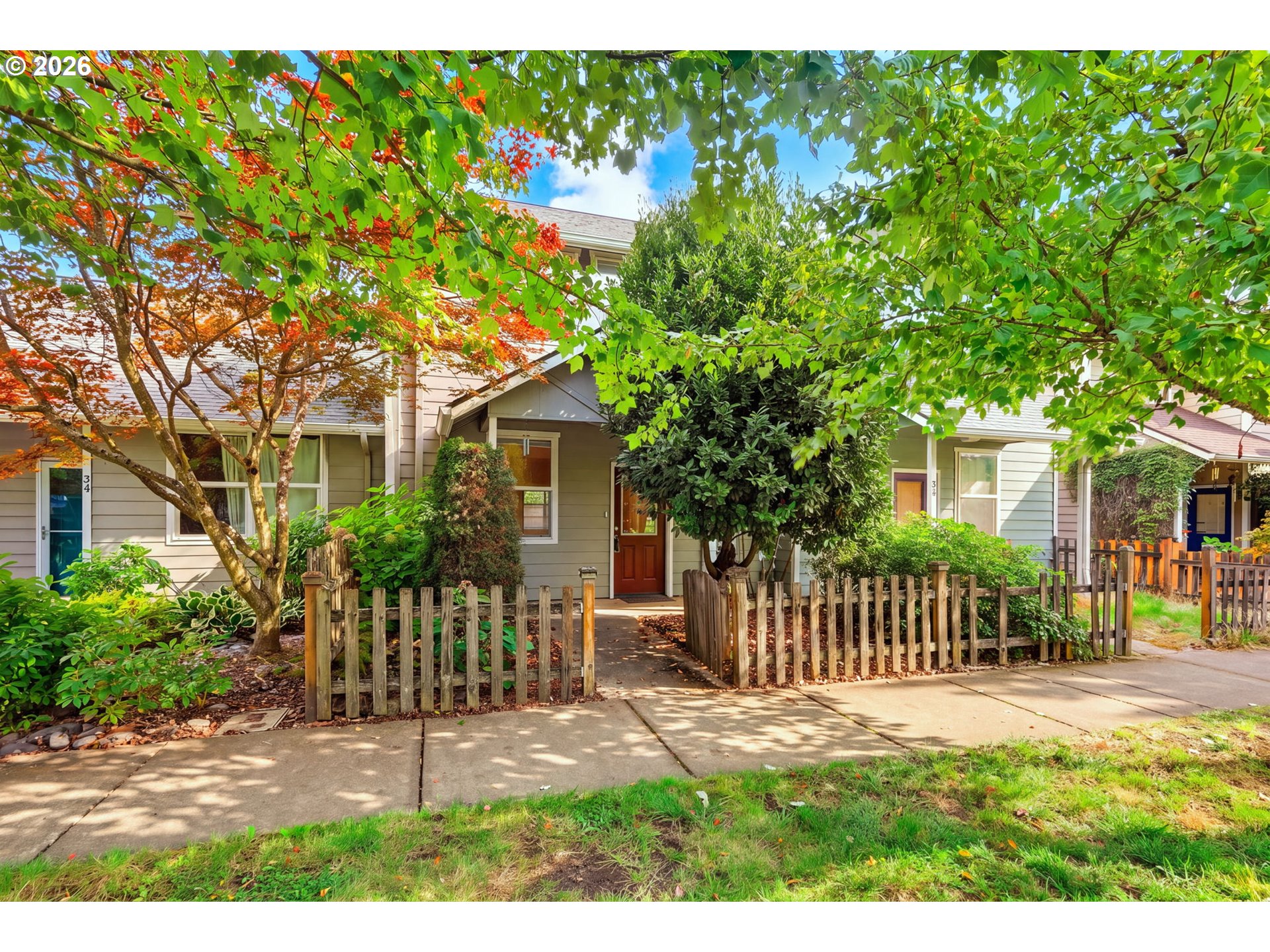 28 Lawrence St Property Photo 1