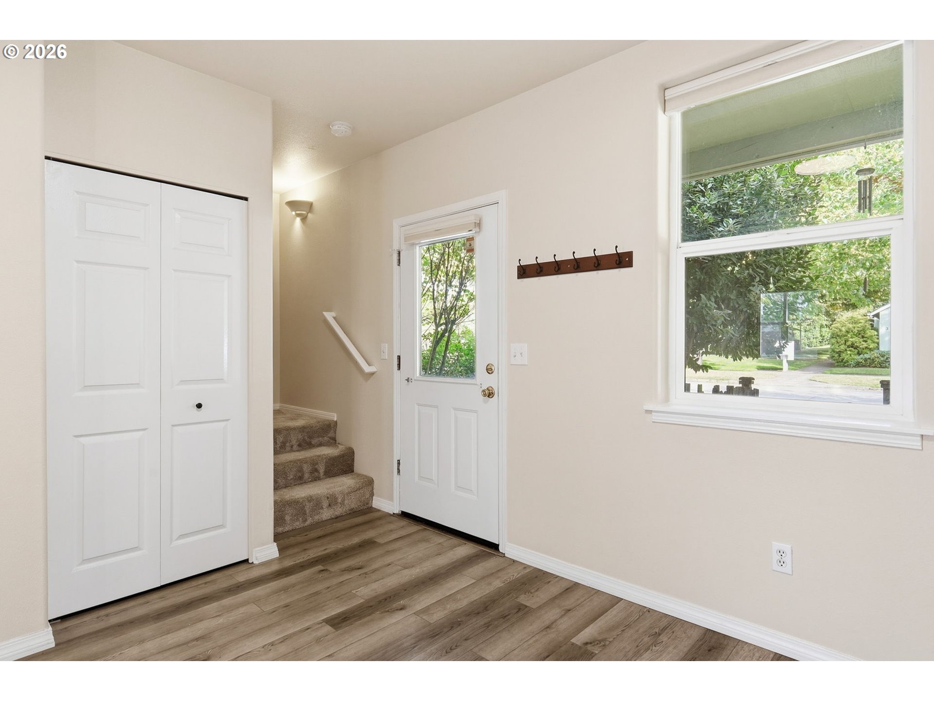 28 Lawrence St Property Photo 3