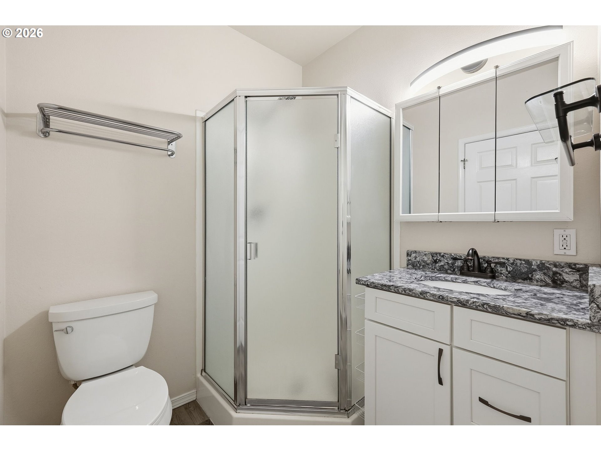 28 Lawrence St Property Photo 29