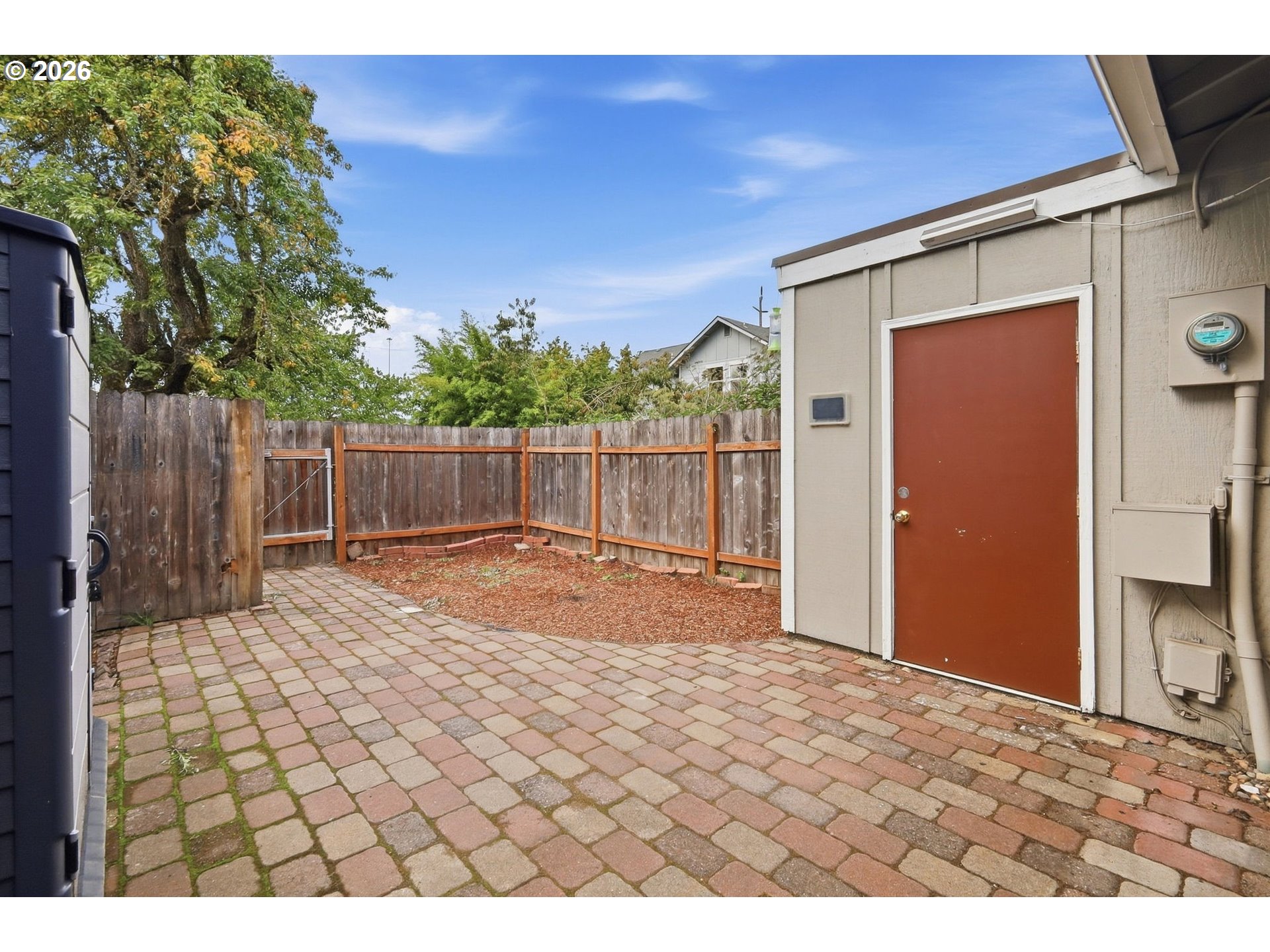 28 Lawrence St Property Photo 32