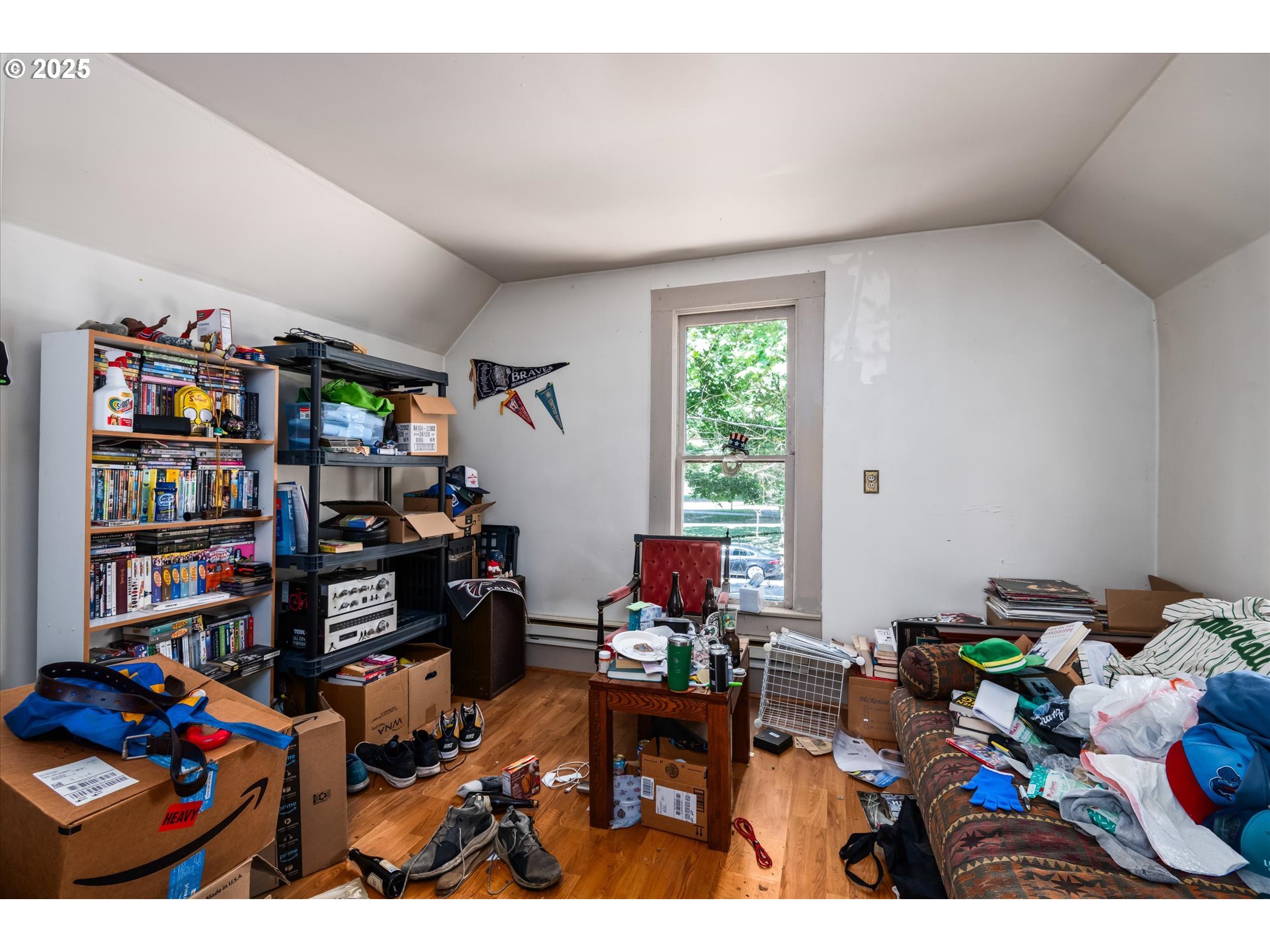 490 W 4th Ave Property Photo 13