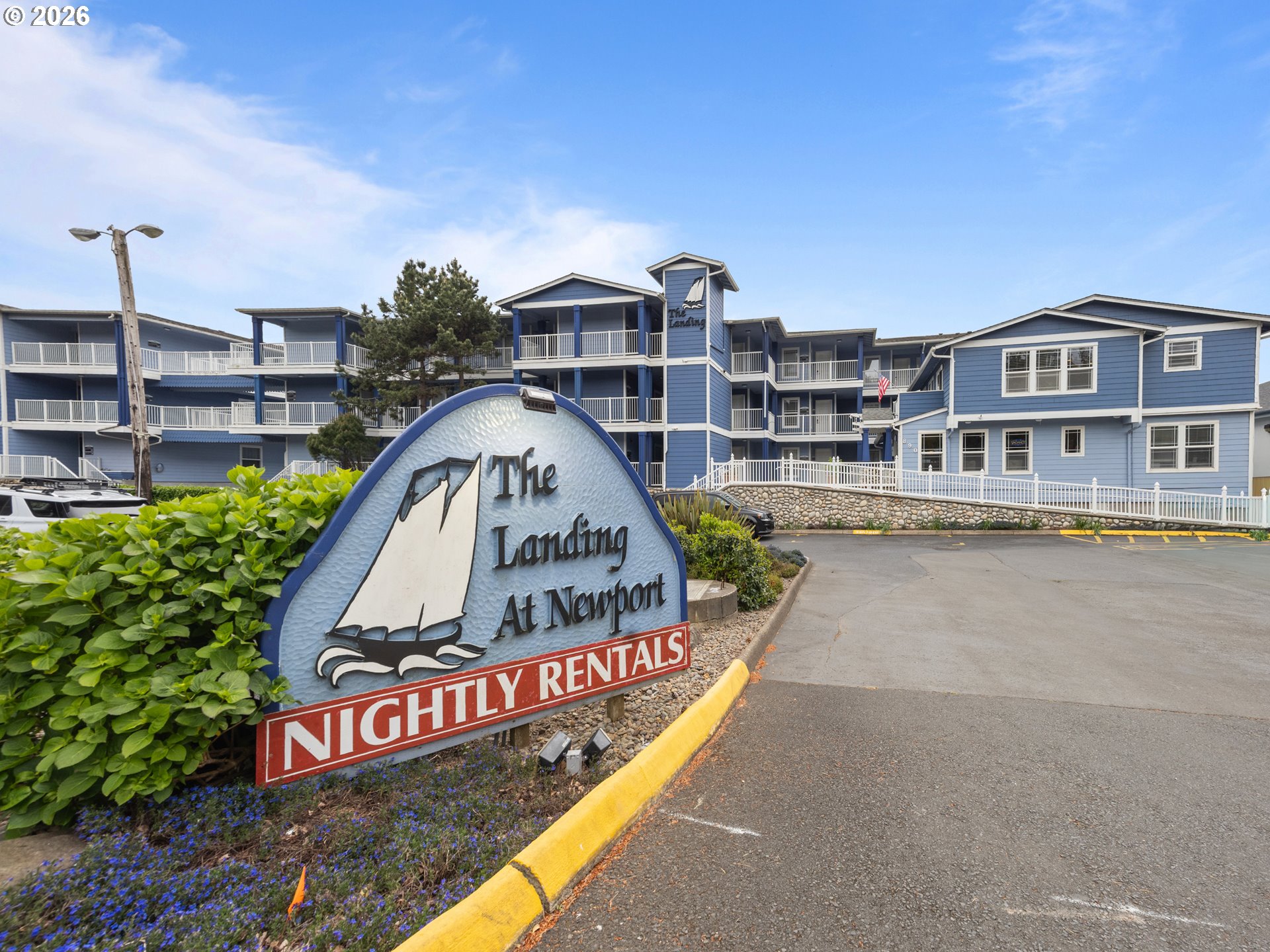 890 SE BAY BLVD 206