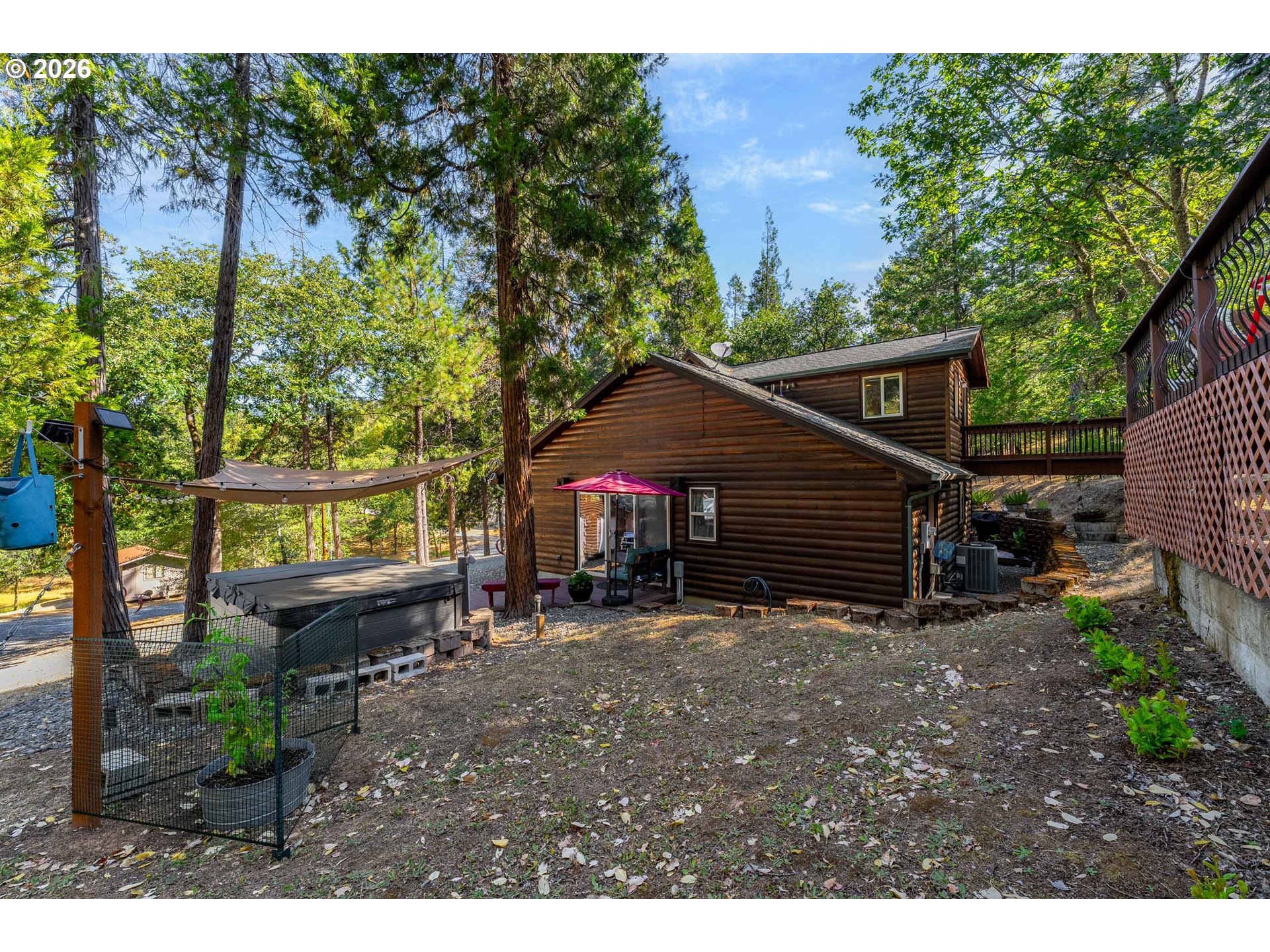 357 El Conejo Dr Property Photo 44