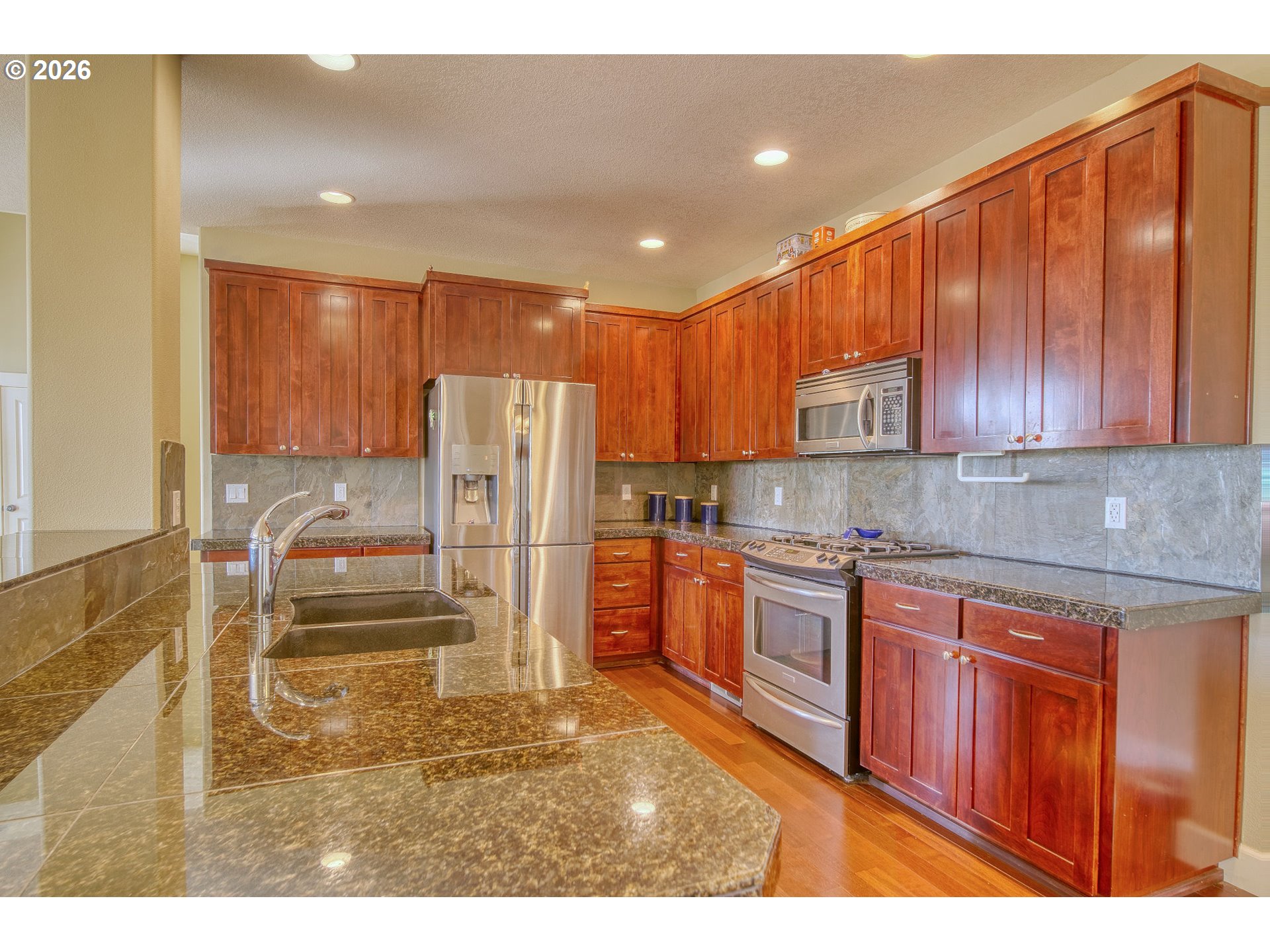 52831 Nw Five Peak Ter Property Photo 19