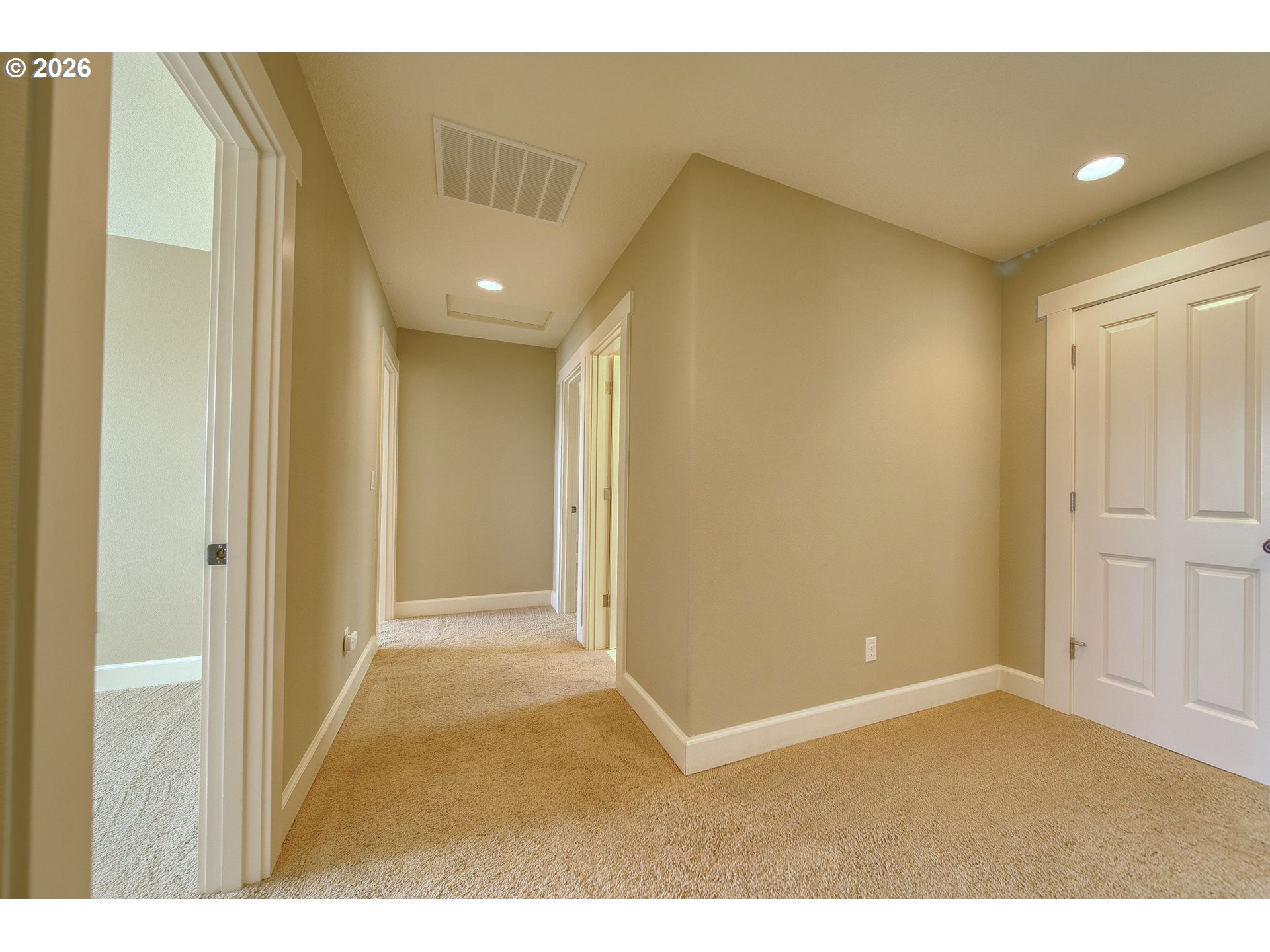 52831 Nw Five Peak Ter Property Photo 24