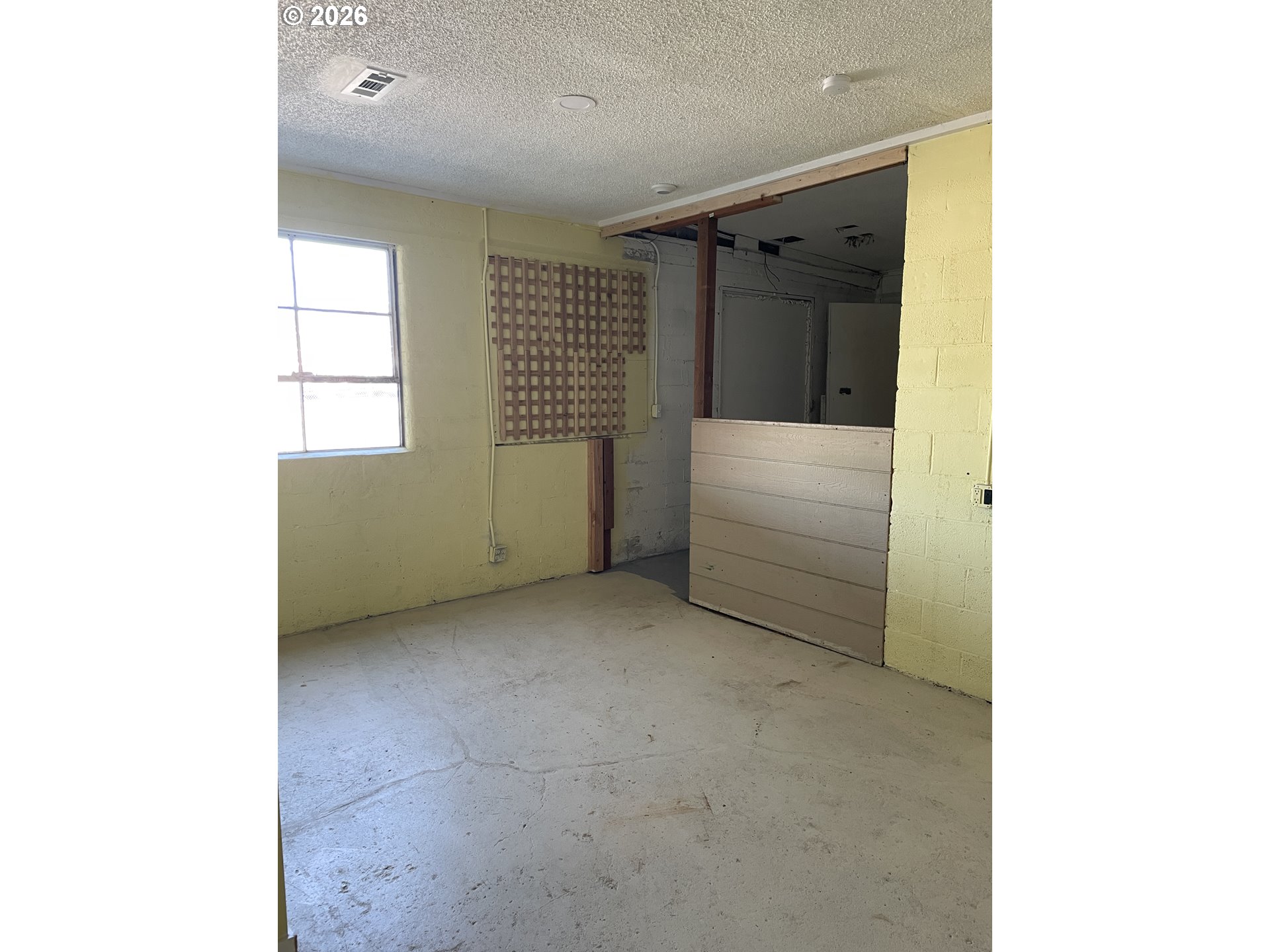 1405 Se Stephens St Property Photo 6