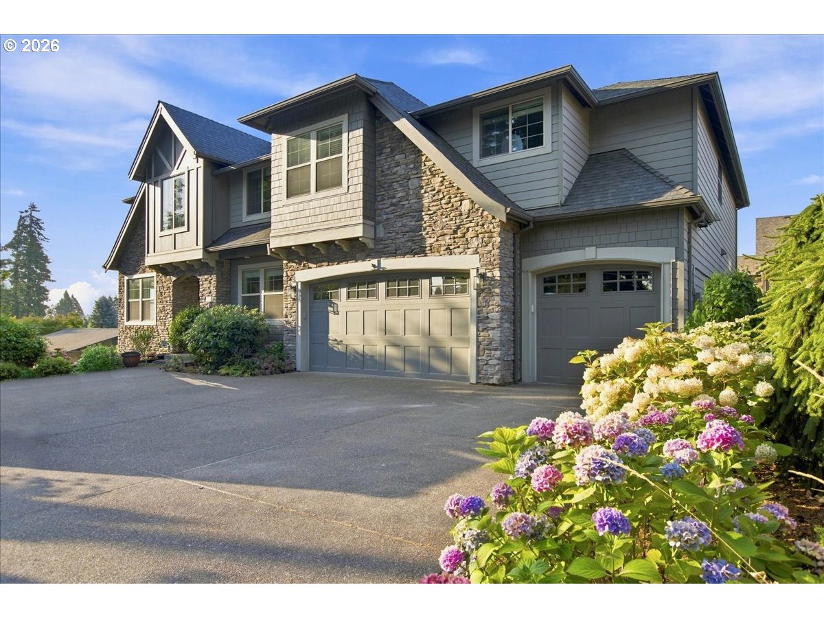 1388 Rosemont Rd Property Photo 1