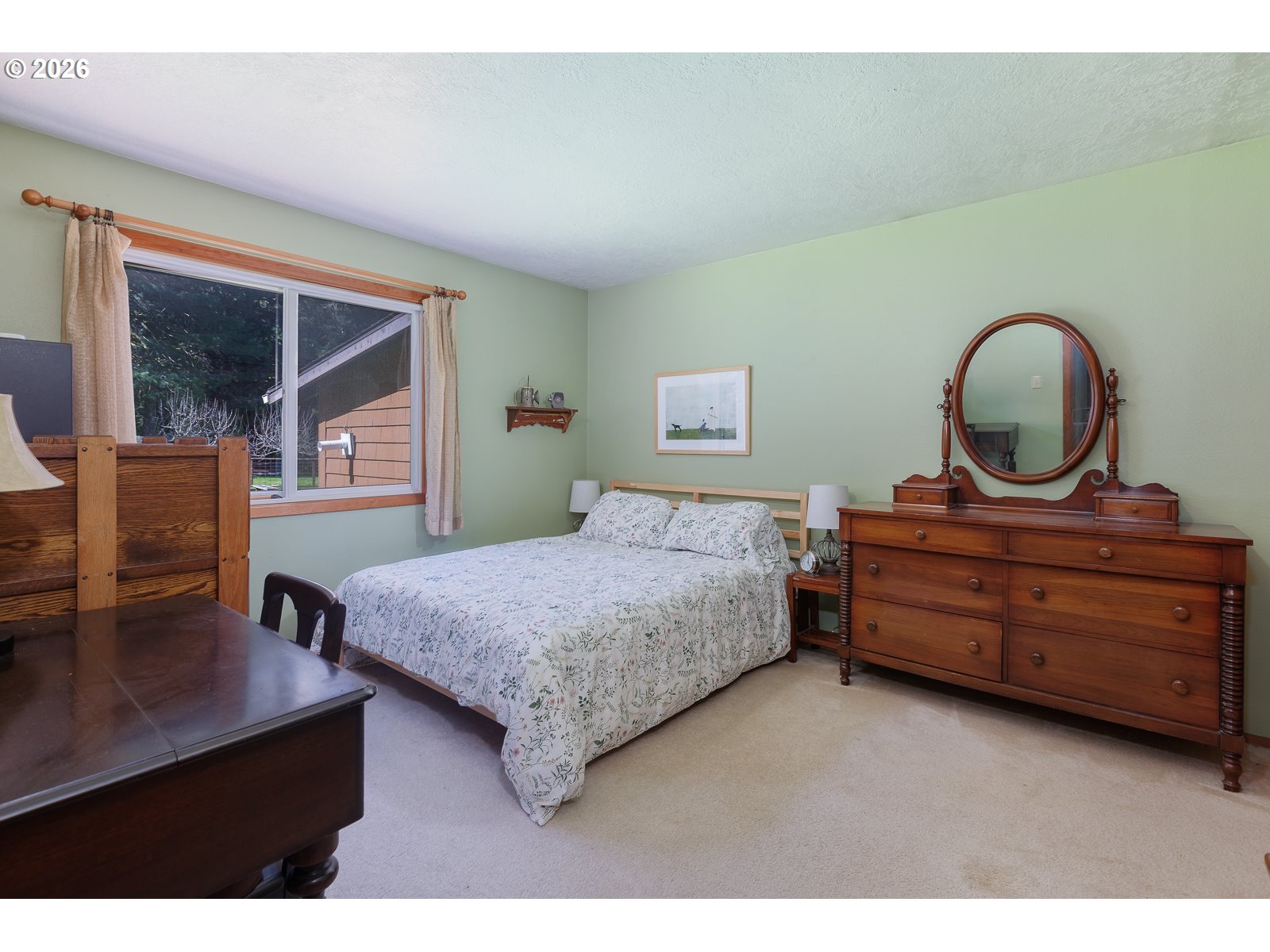 871 Old River Rd Property Photo 13