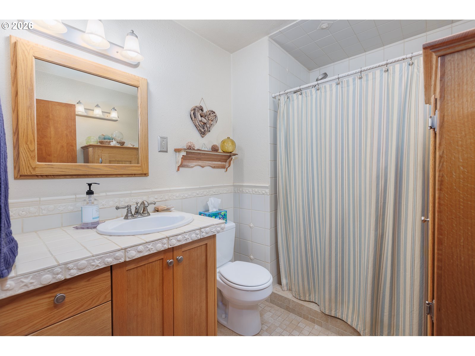 871 Old River Rd Property Photo 15