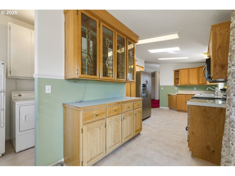 3103 Emerald St Property Photo 9