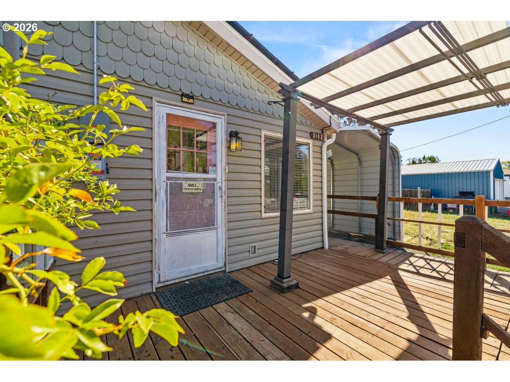 3103 Emerald St Property Photo 22