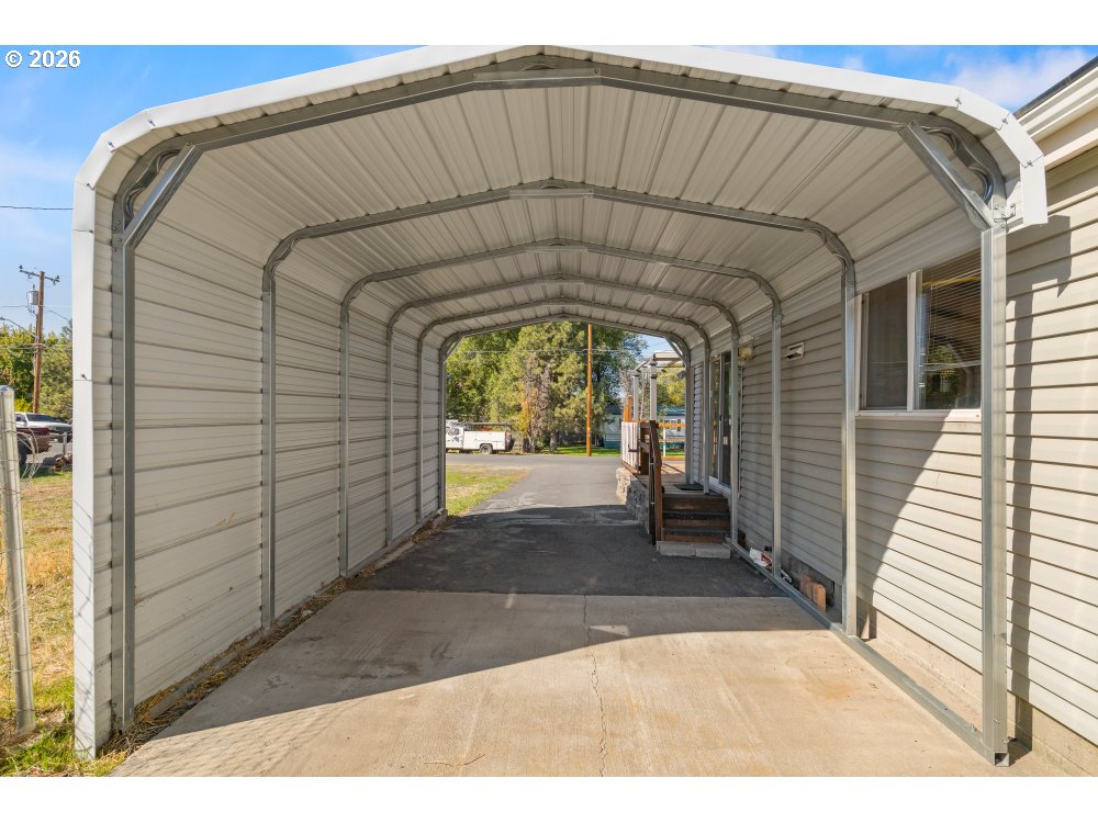 3103 Emerald St Property Photo 28