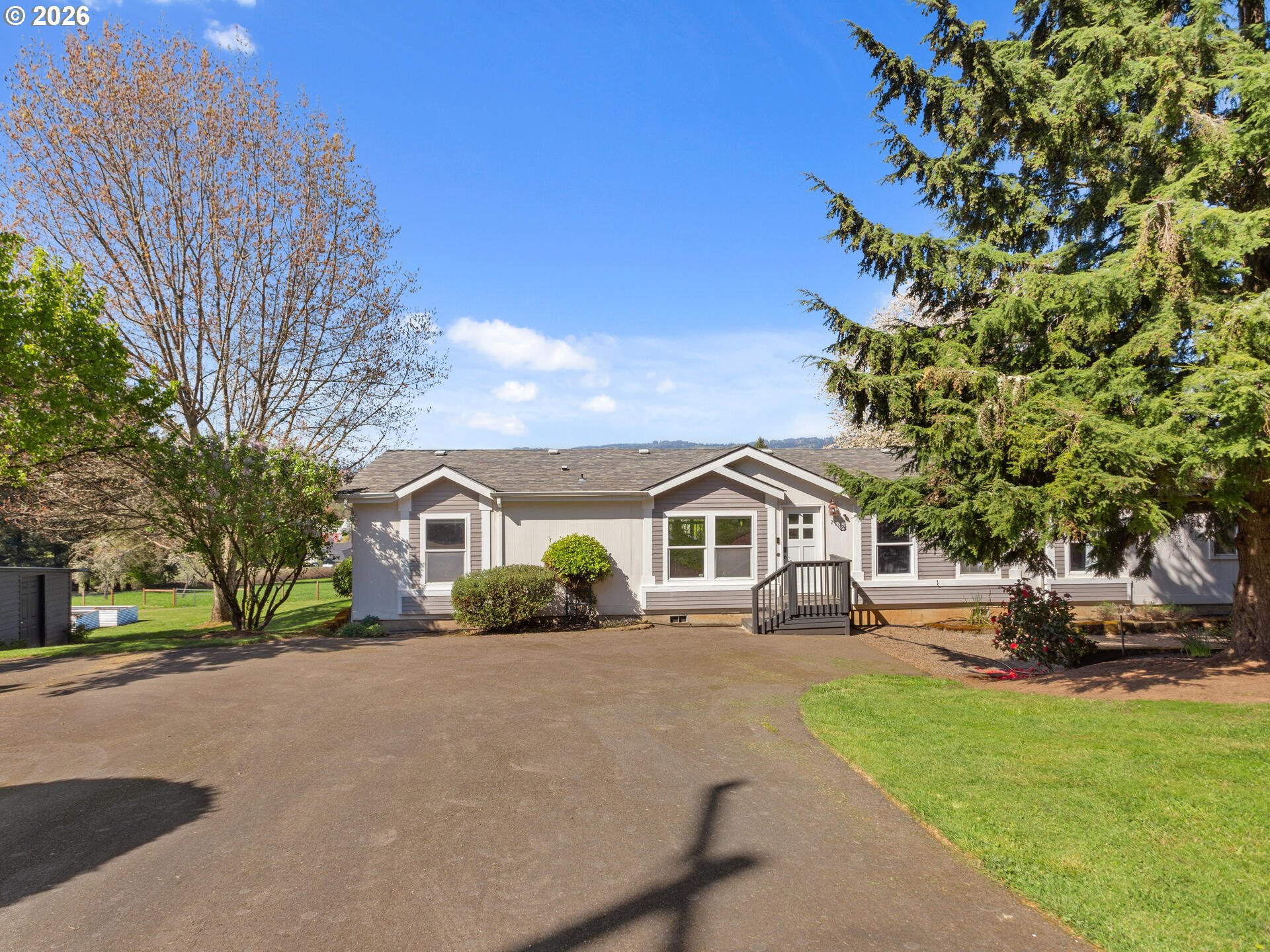 21155 NE SUNNYCREST RD
