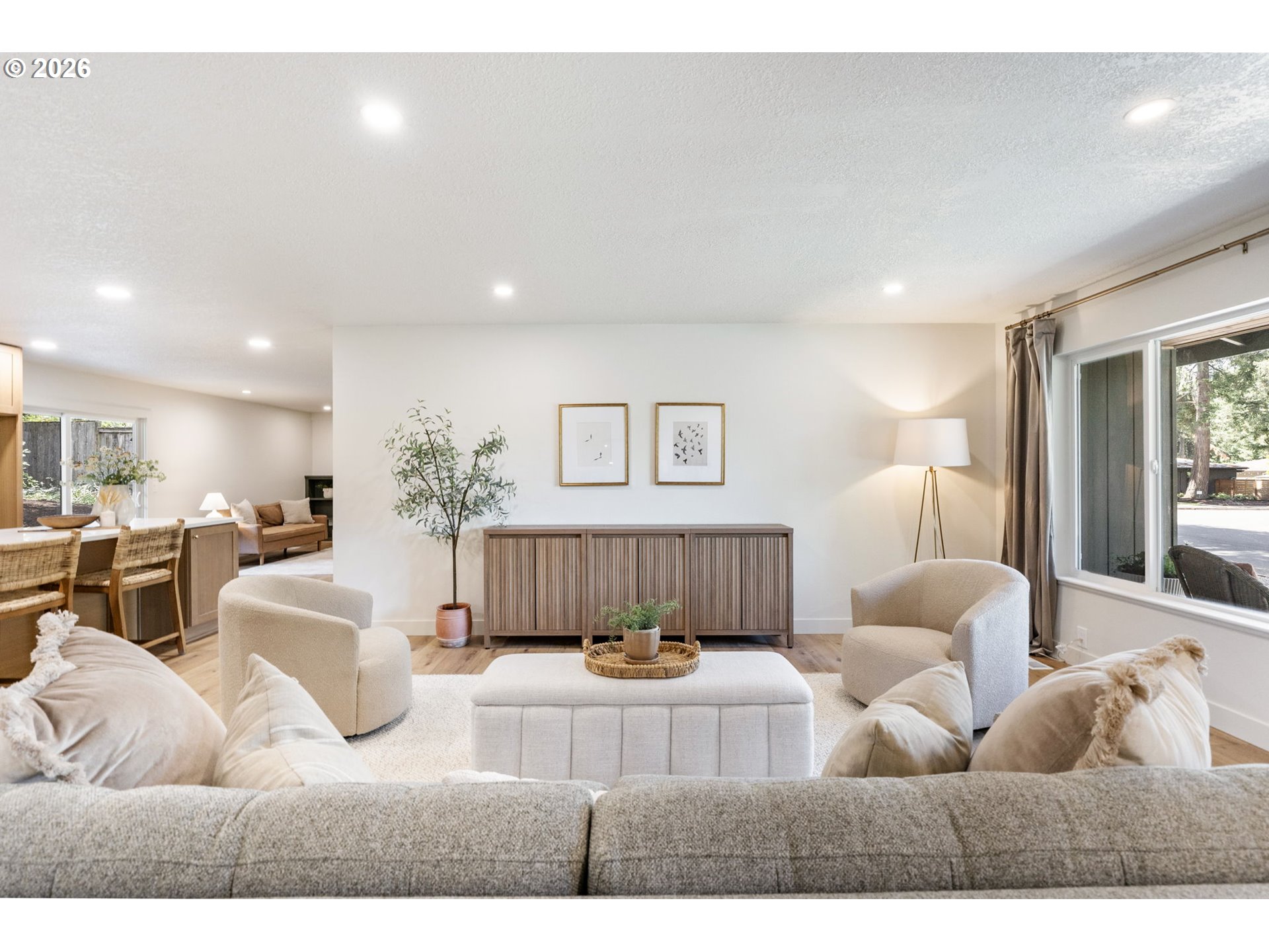 14050 Sw Wilson Dr Property Photo 4