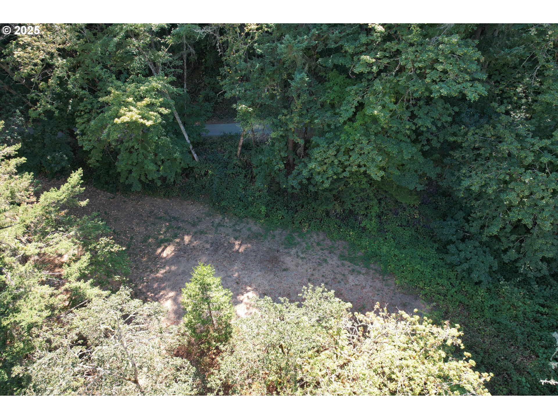 750 Ferguson Ln Property Photo 18