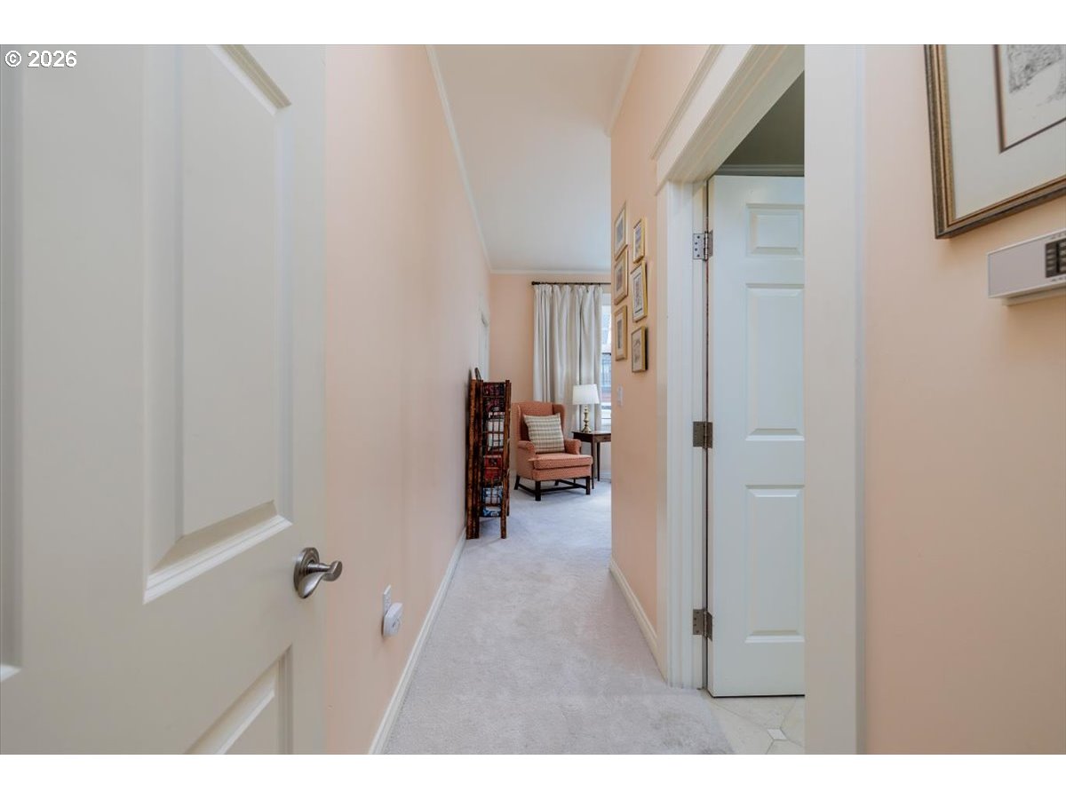 2172 Sw Park Pl C Property Photo 24