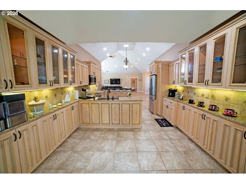 2148 Willow Loop Property Photo 24
