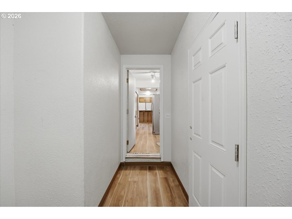 1540 Salem Ave Property Photo 36