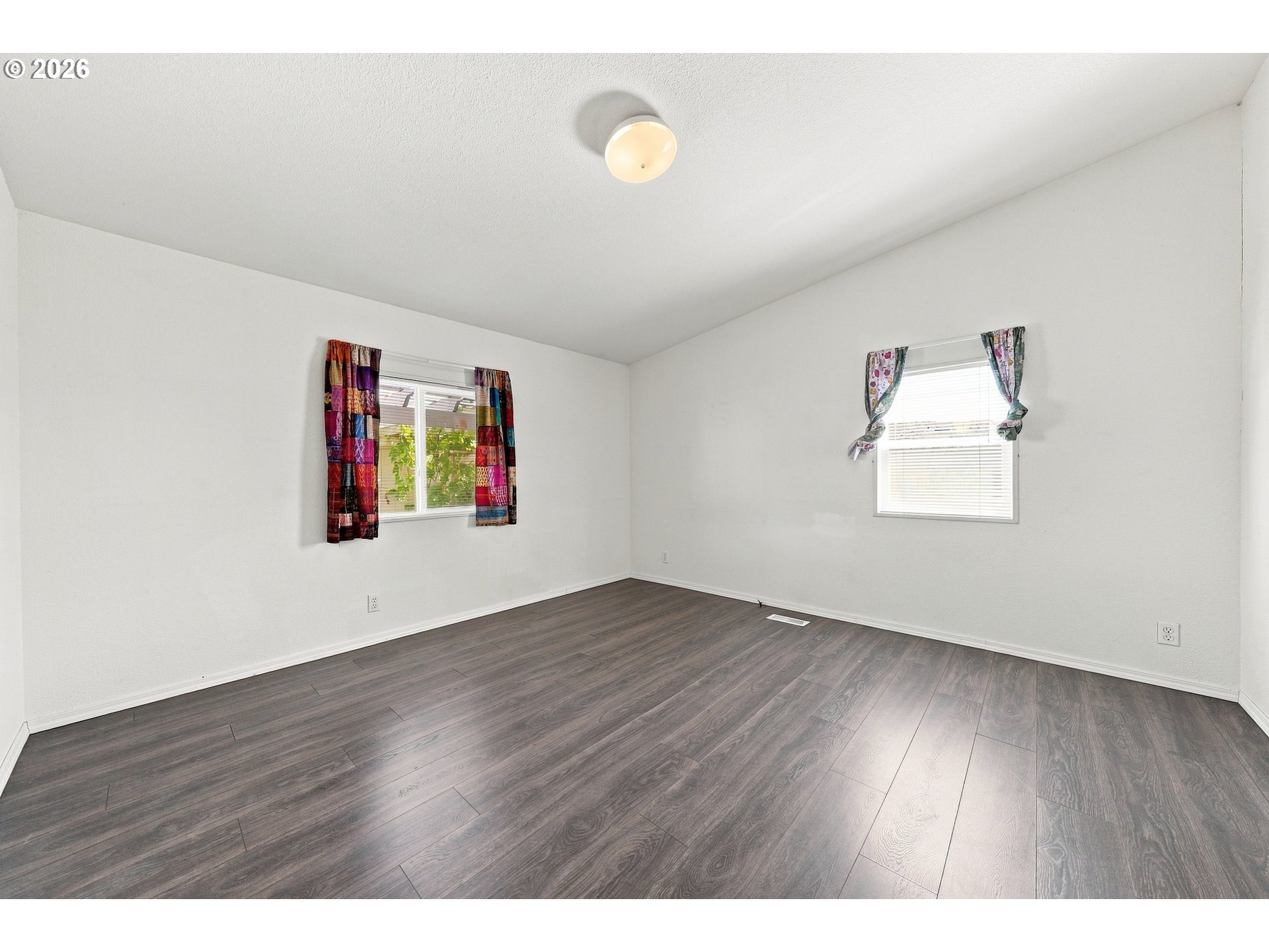 290 Adams Loop Property Photo 14