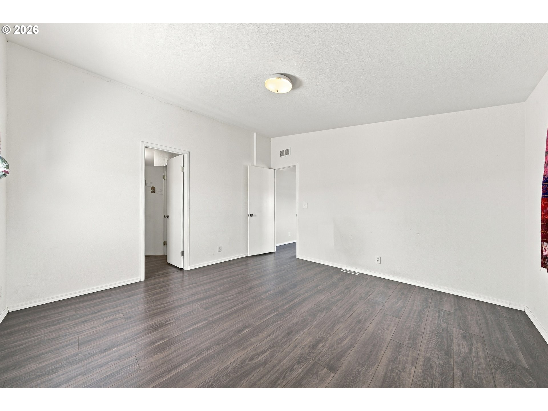 290 Adams Loop Property Photo 15