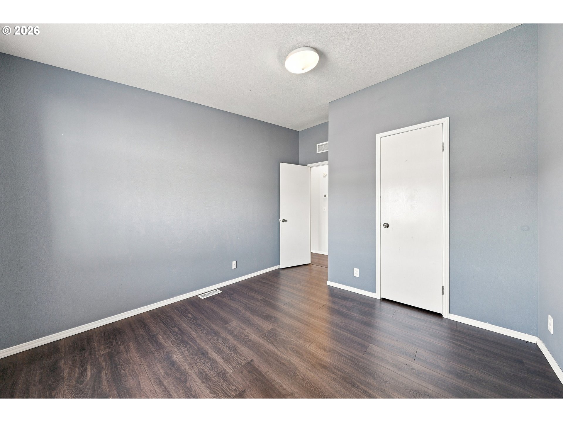 290 Adams Loop Property Photo 25