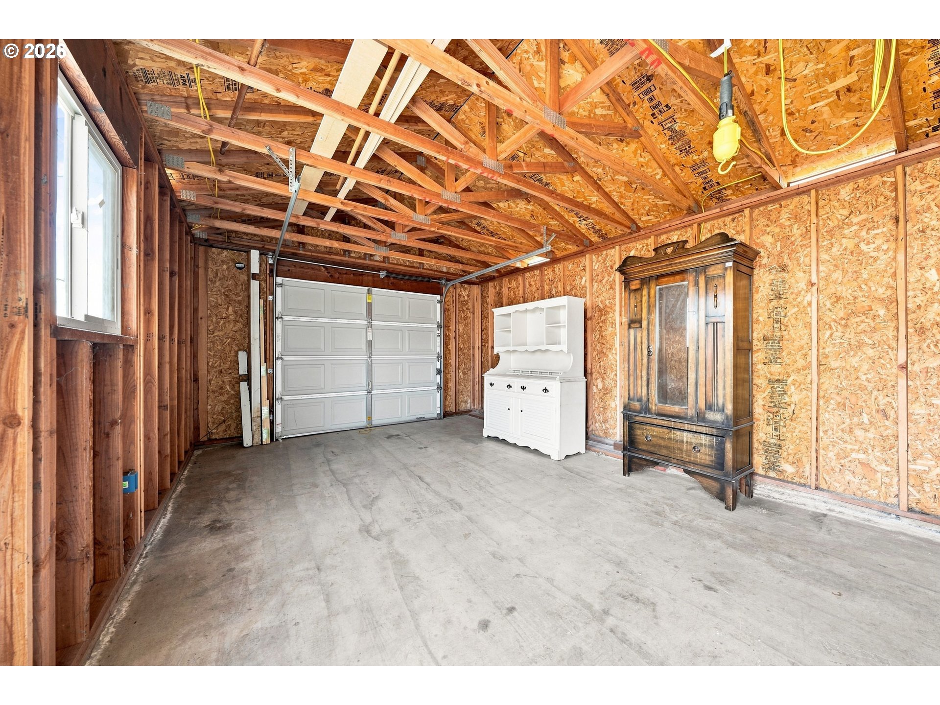 290 Adams Loop Property Photo 29