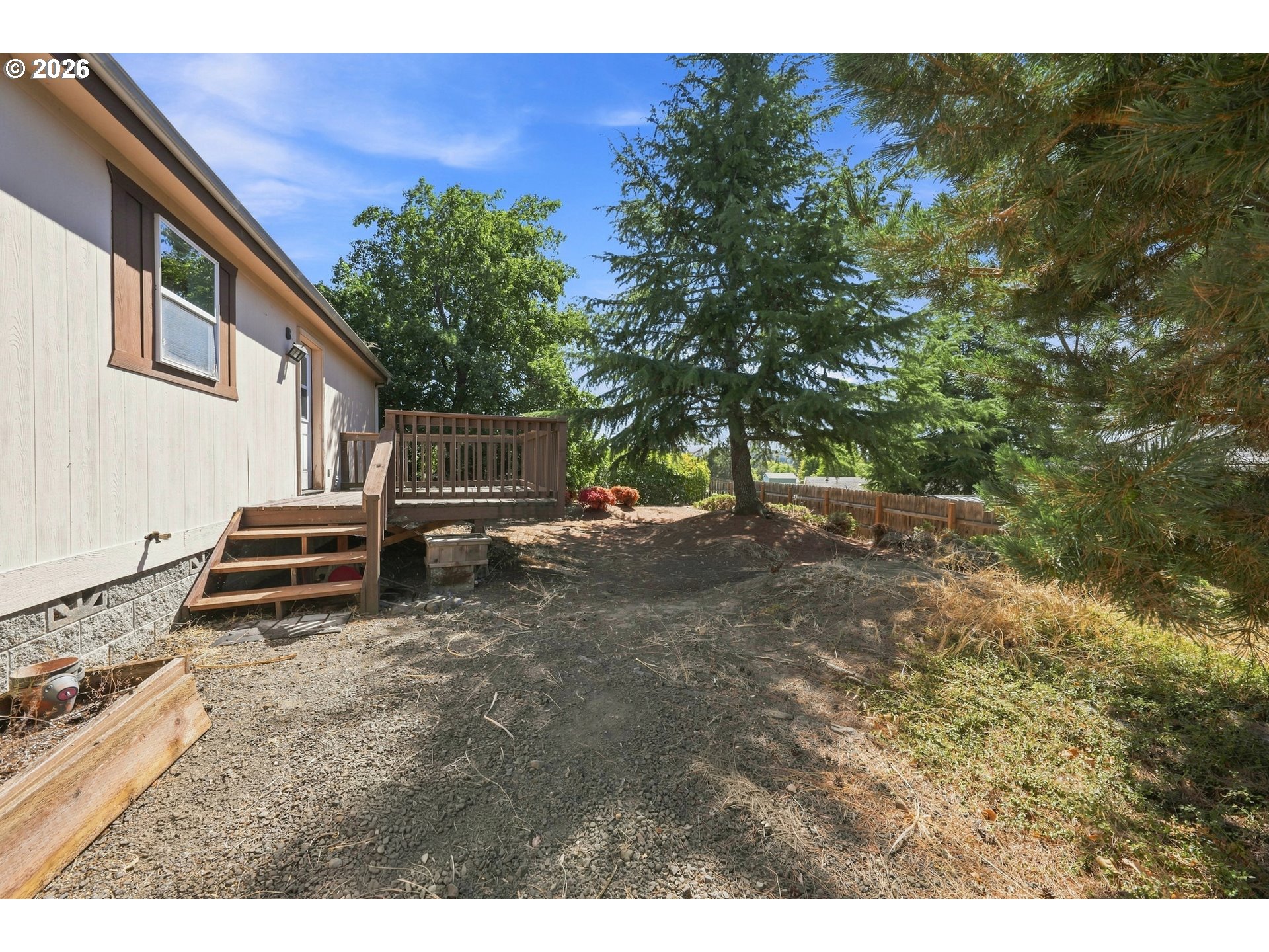 290 Adams Loop Property Photo 31