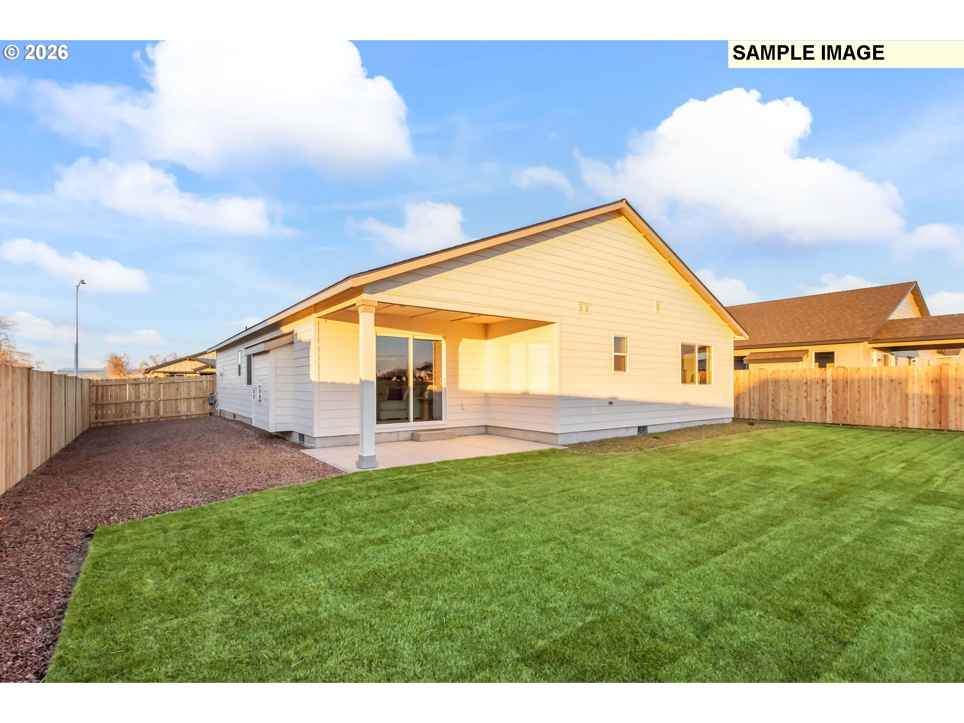 936 E Maple Brook Ave Property Photo 19