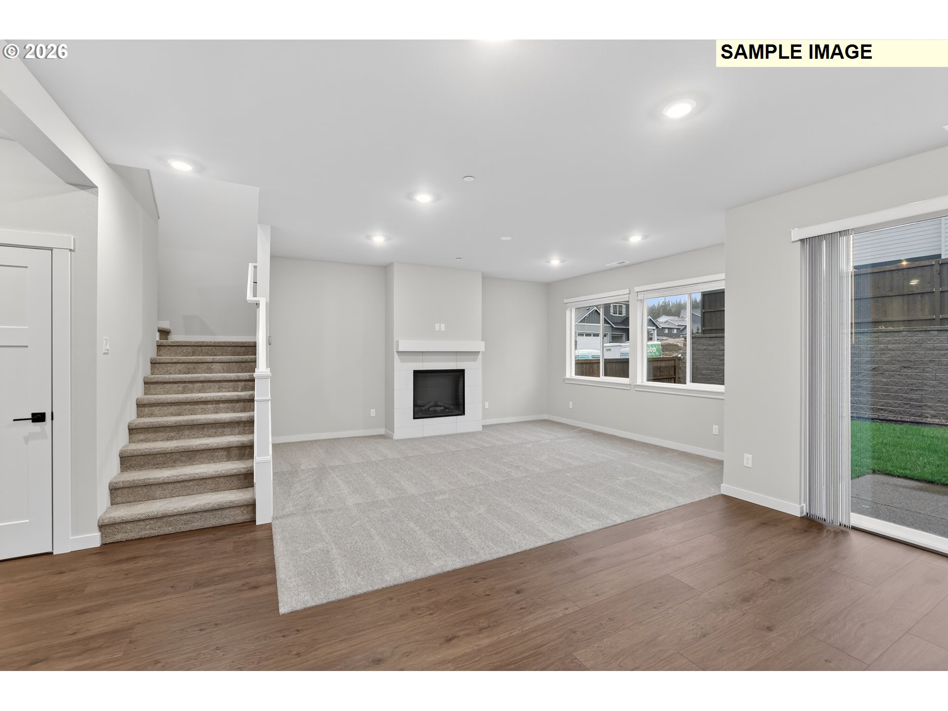 5275 N 85th Ave Property Photo 5