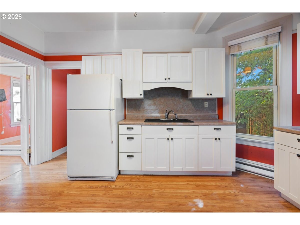 2616 Se Pine St Property Photo 10