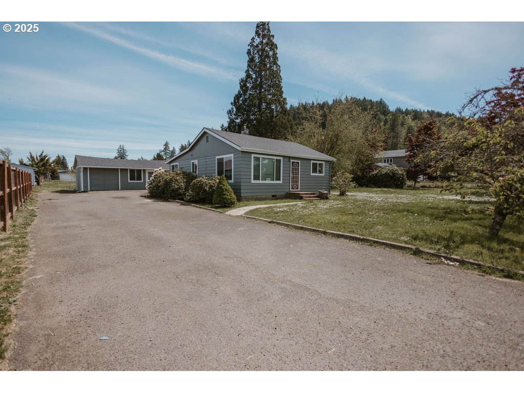 82877 BUTTE RD Property Photo 1