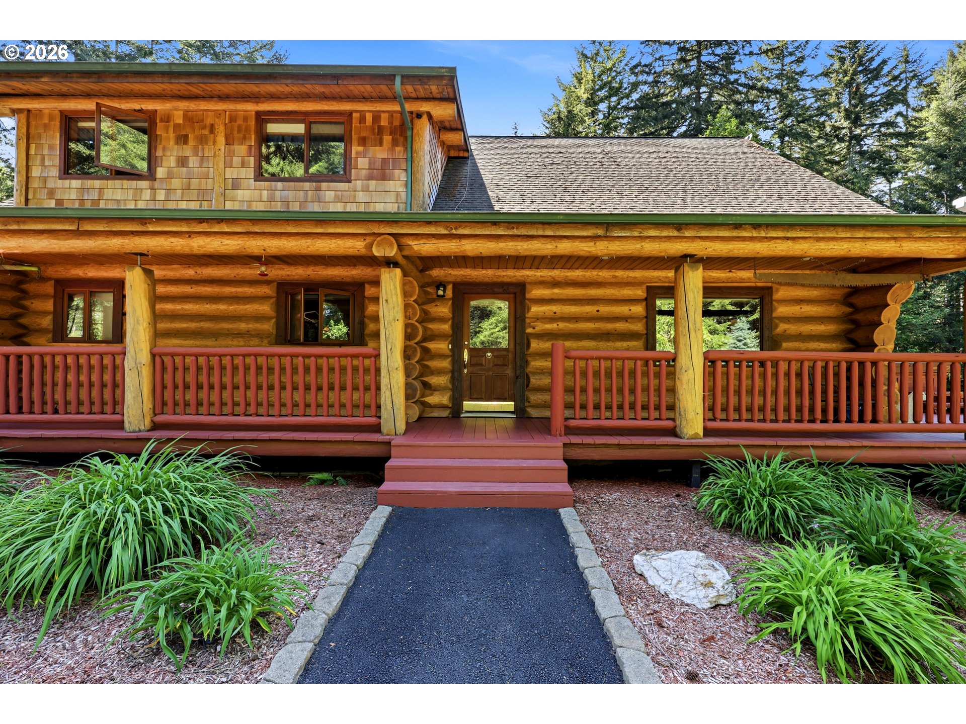 390 Spruce Creek Rd Property Photo 11