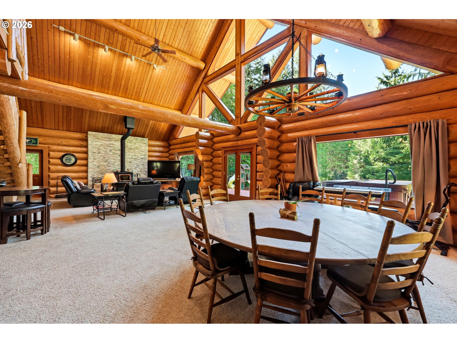 390 Spruce Creek Rd Property Photo 15