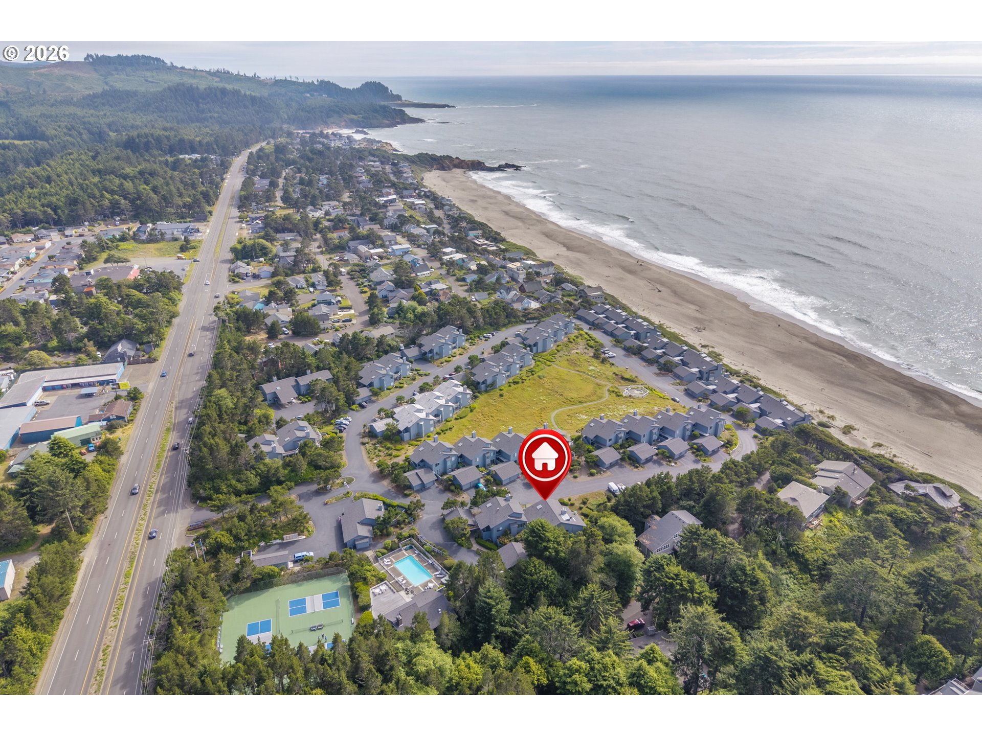 4175 N Highway 101 A-3 Property Photo 4