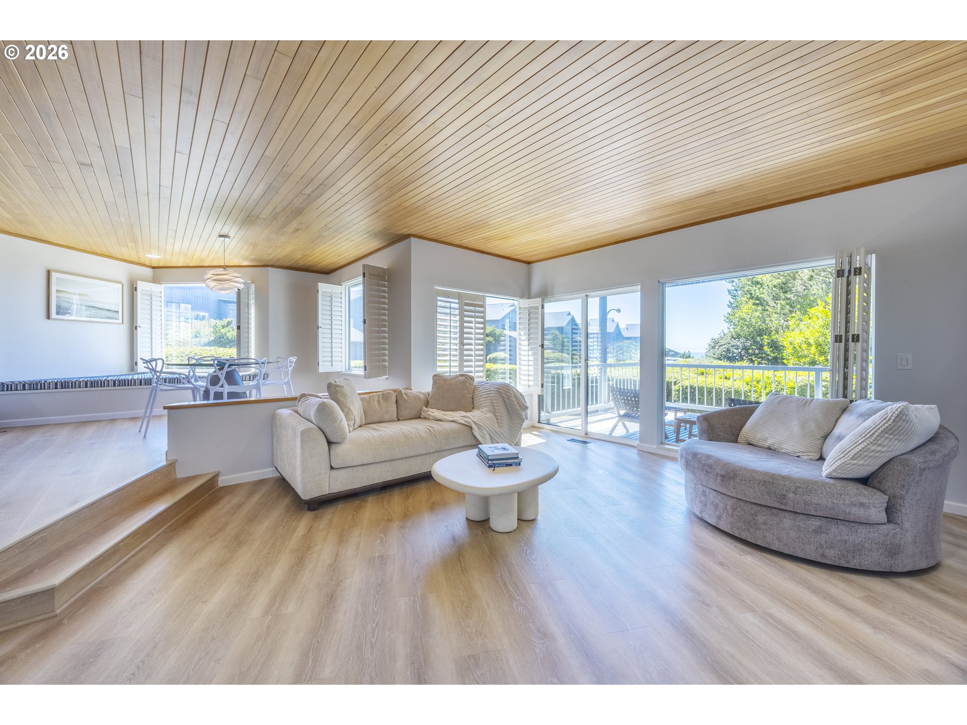 4175 N Highway 101 A-3 Property Photo 9
