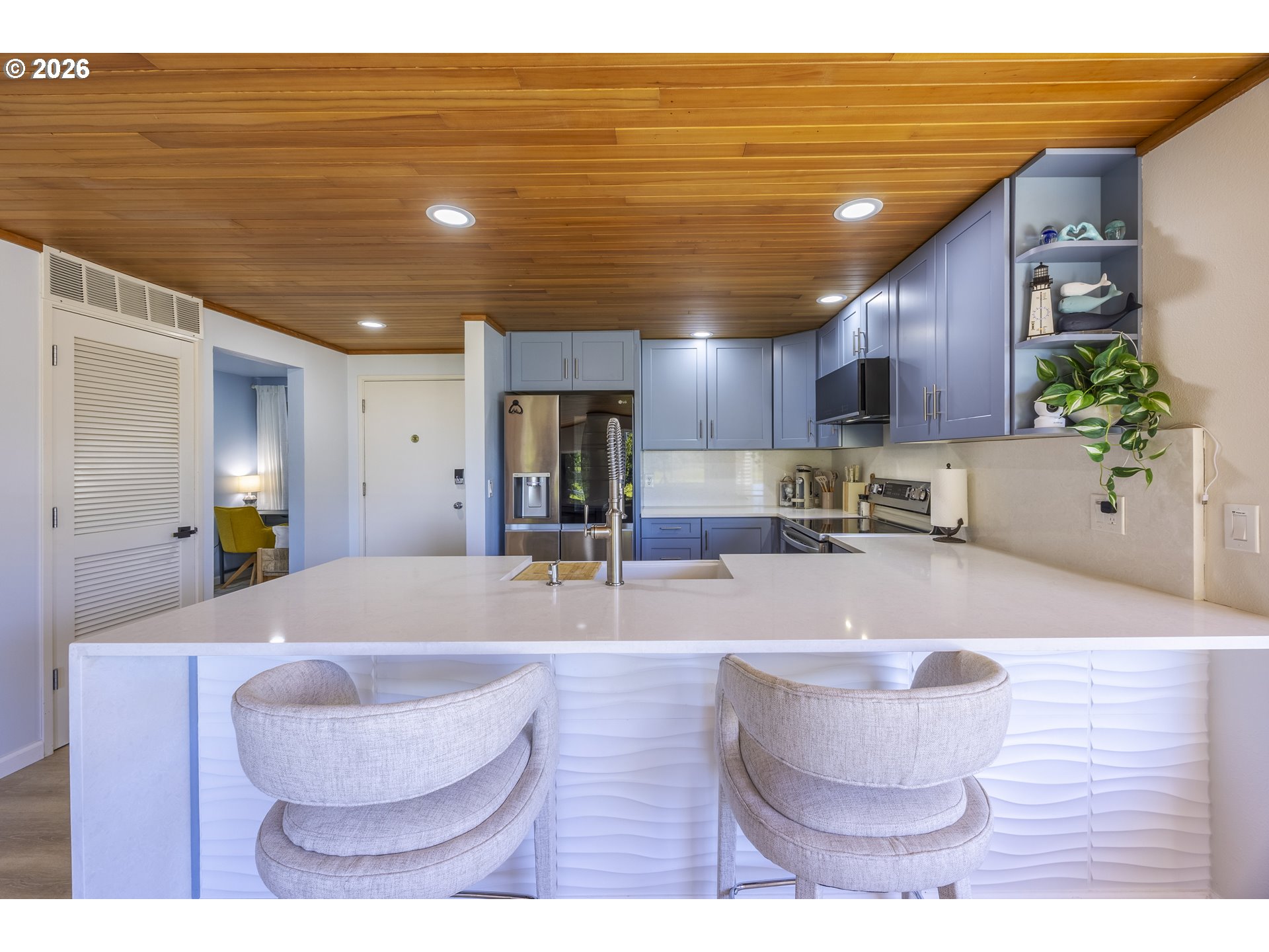 4175 N Highway 101 A-3 Property Photo 15