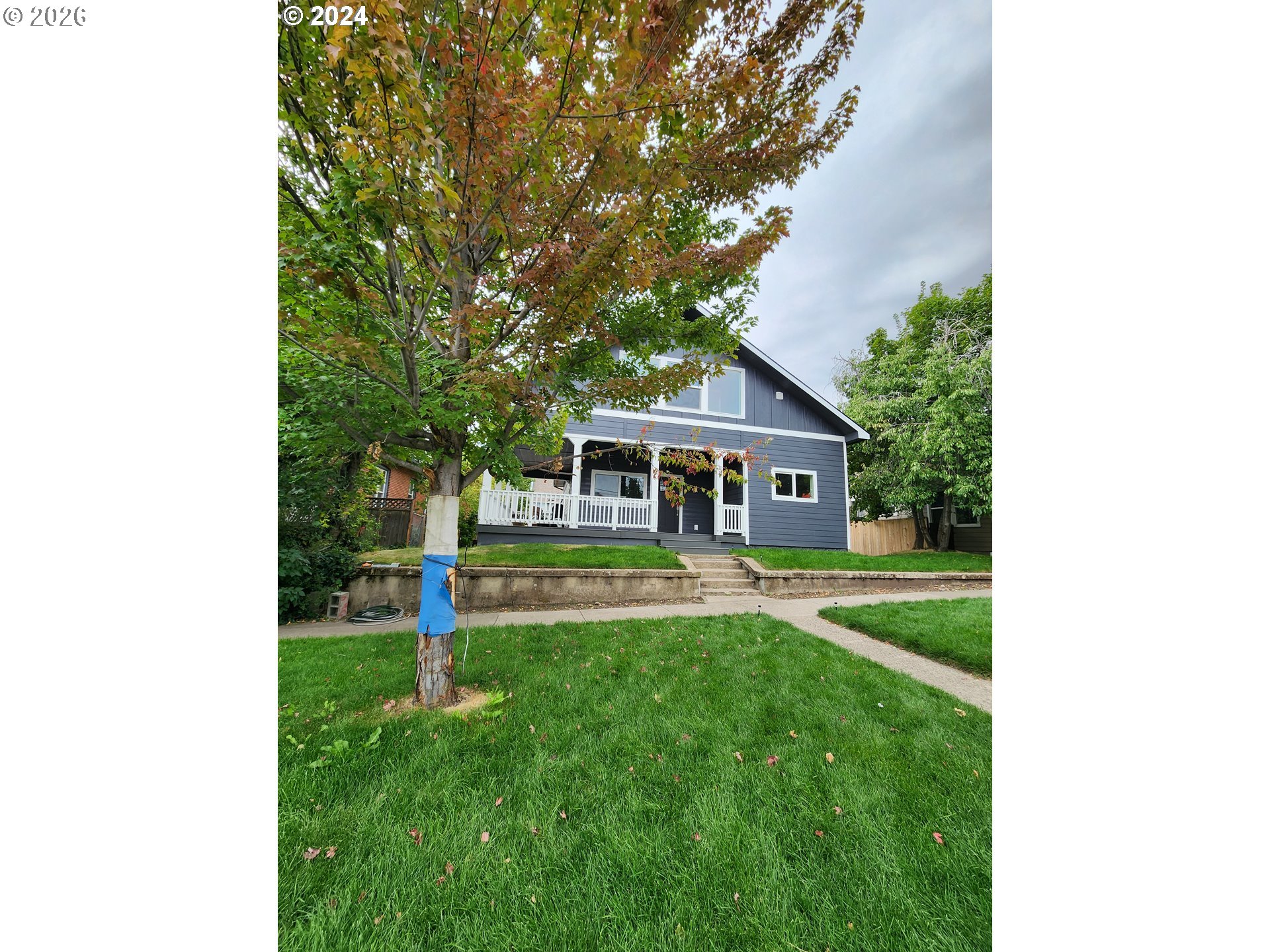 906 N Ave Property Photo 2