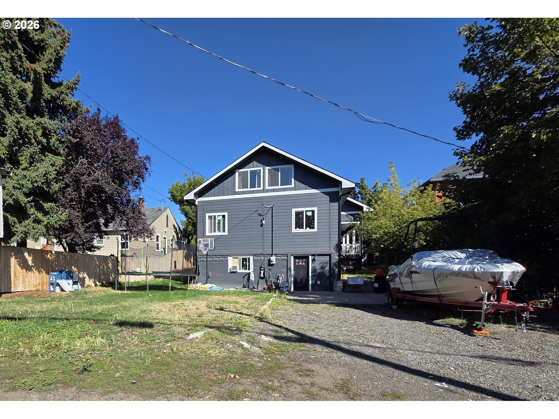 906 N Ave Property Photo 21