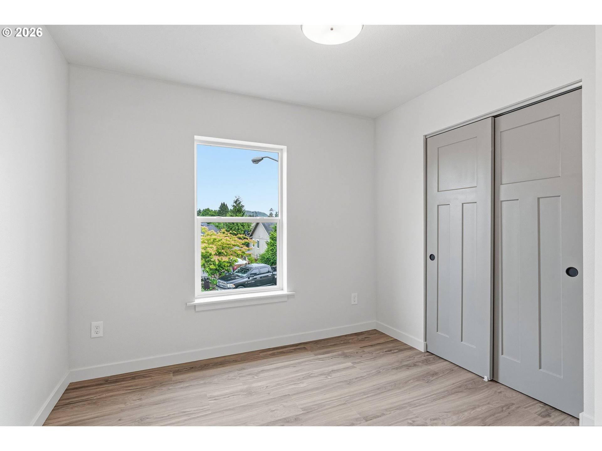 230 Glengate St Property Photo 13