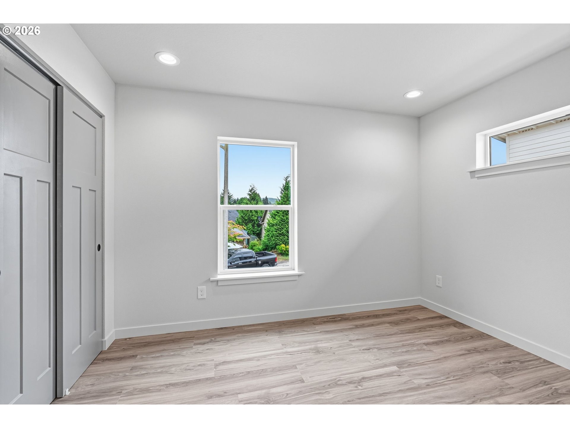 230 Glengate St Property Photo 15