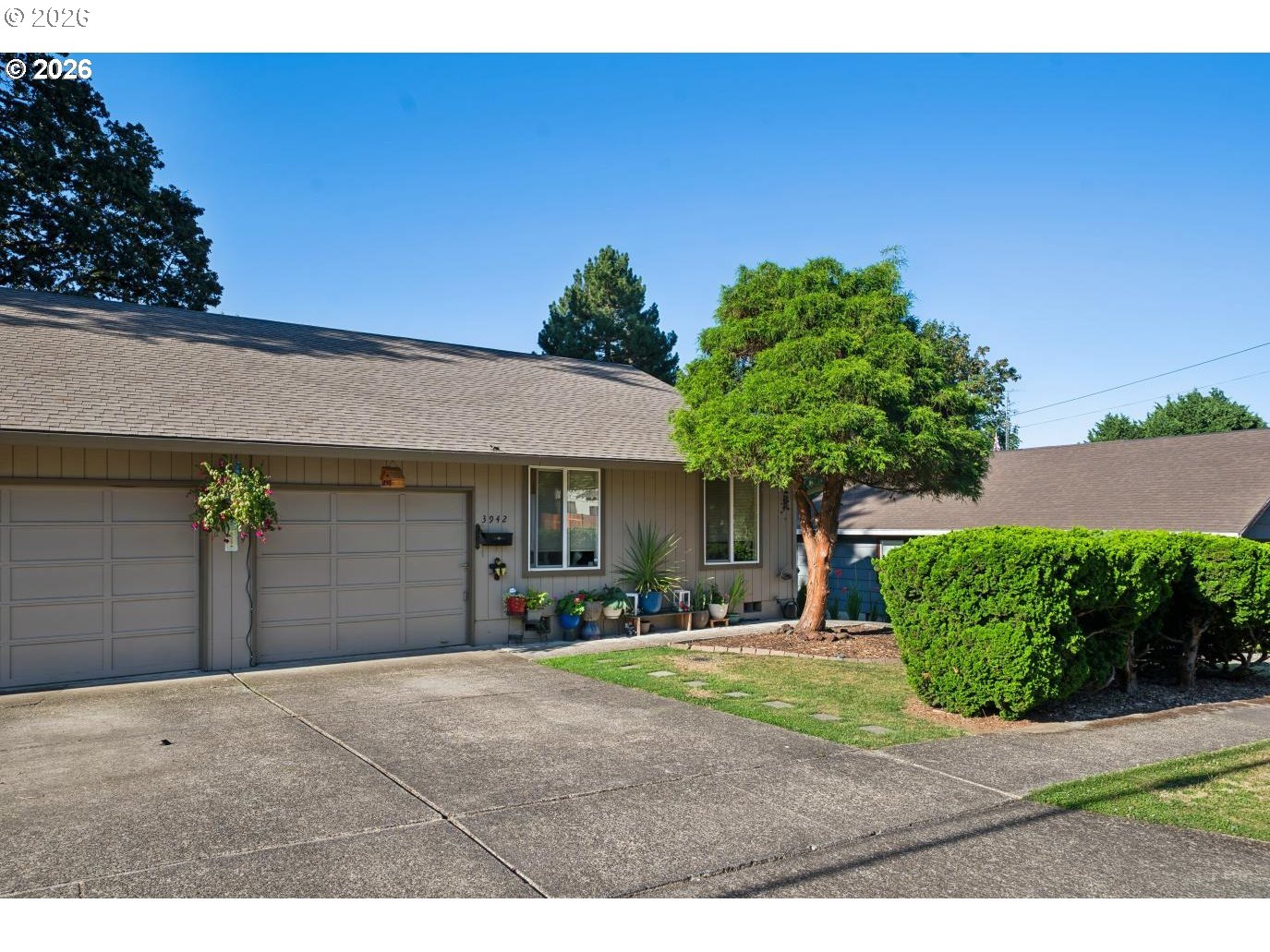 3942 Se Monroe St Property Photo 1